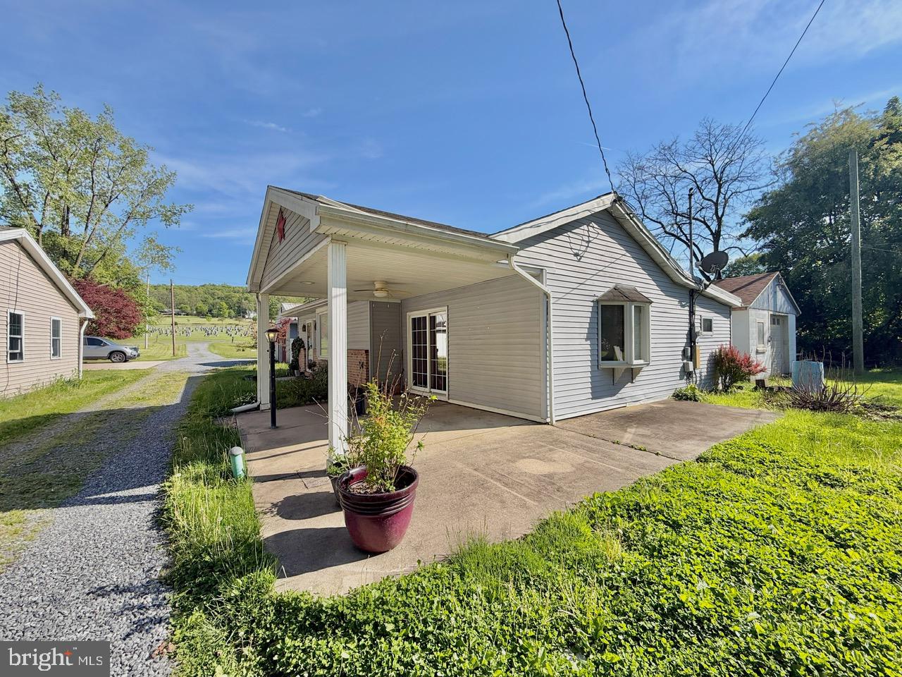 393 PARK ROAD