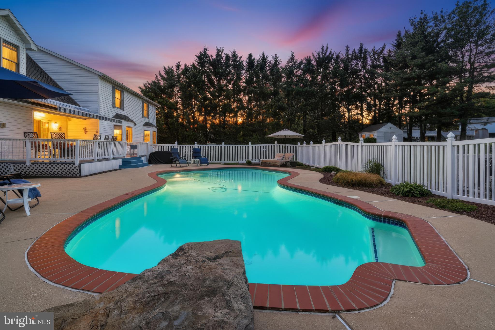 HAMPSTEAD - Residential