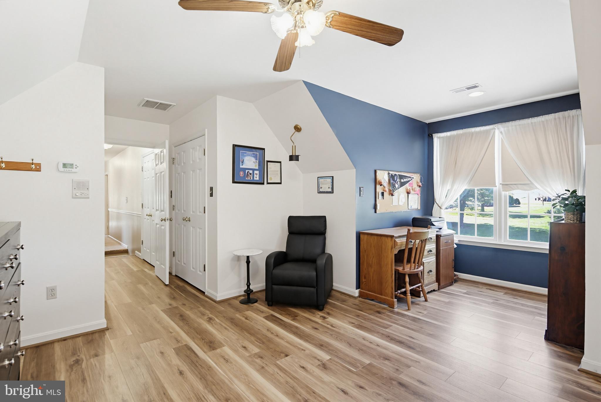 HAMPSTEAD - Residential