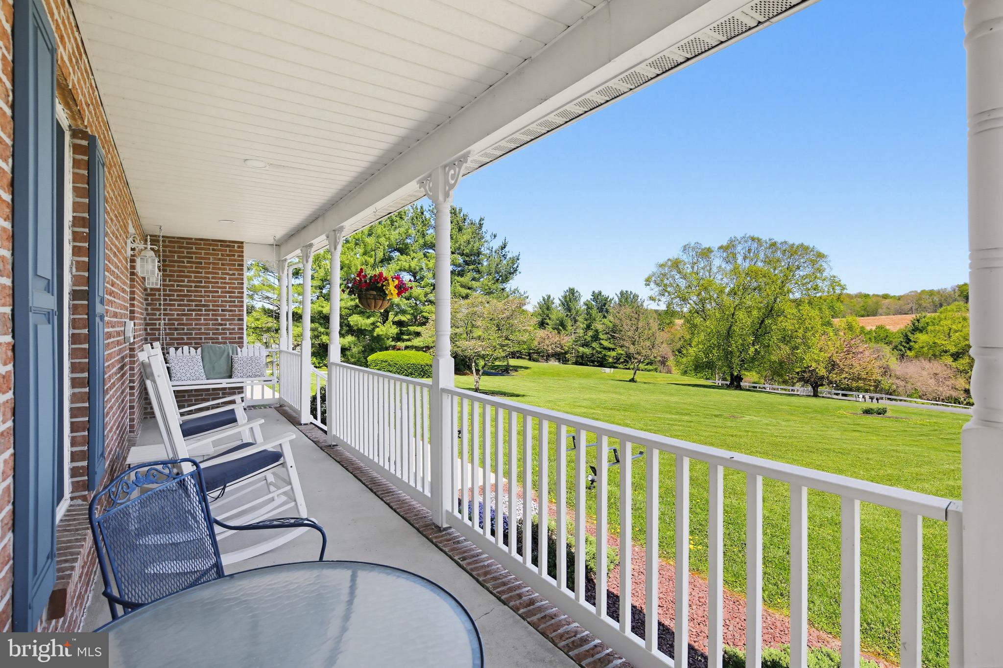 HAMPSTEAD - Residential