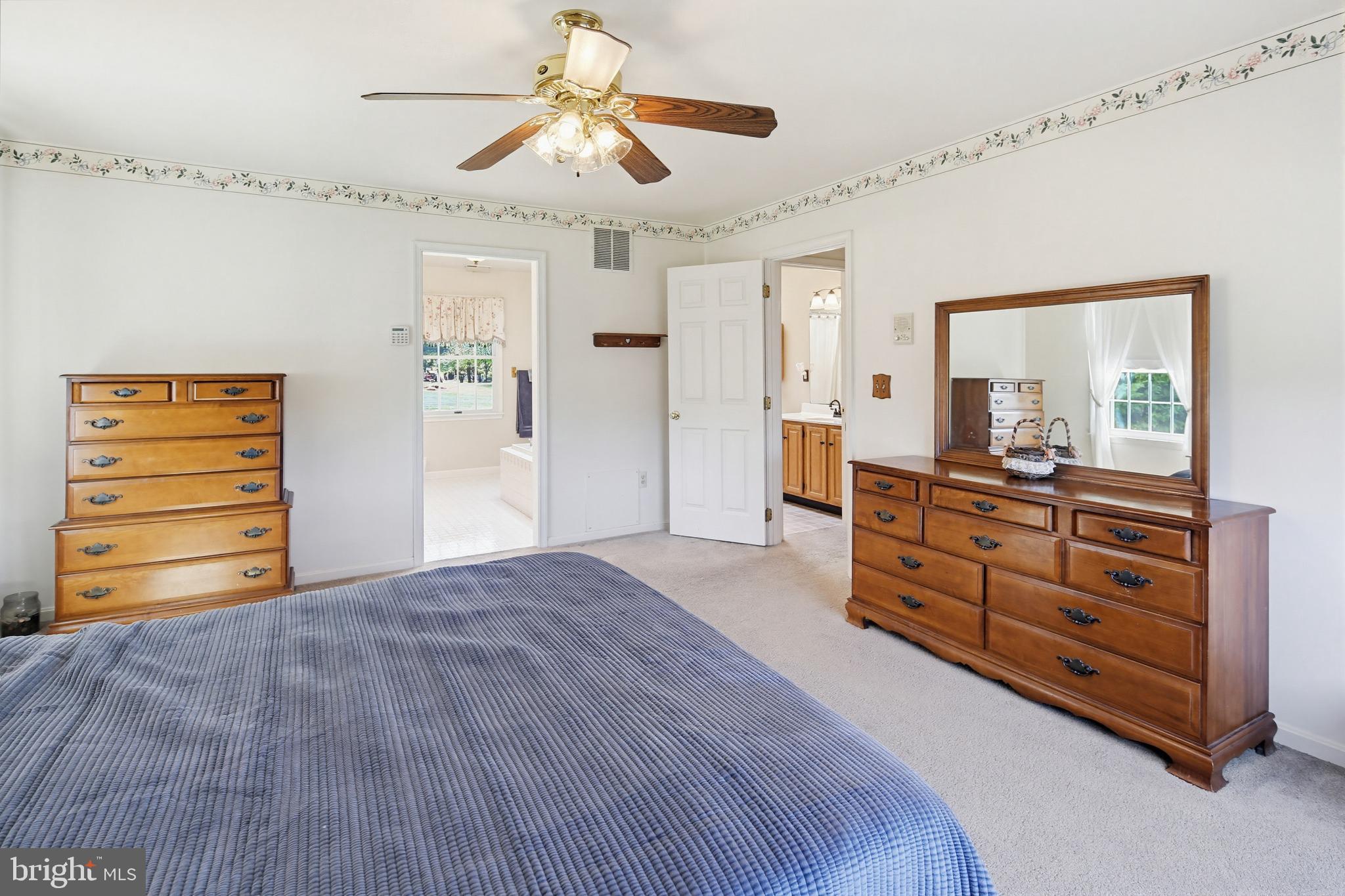 HAMPSTEAD - Residential