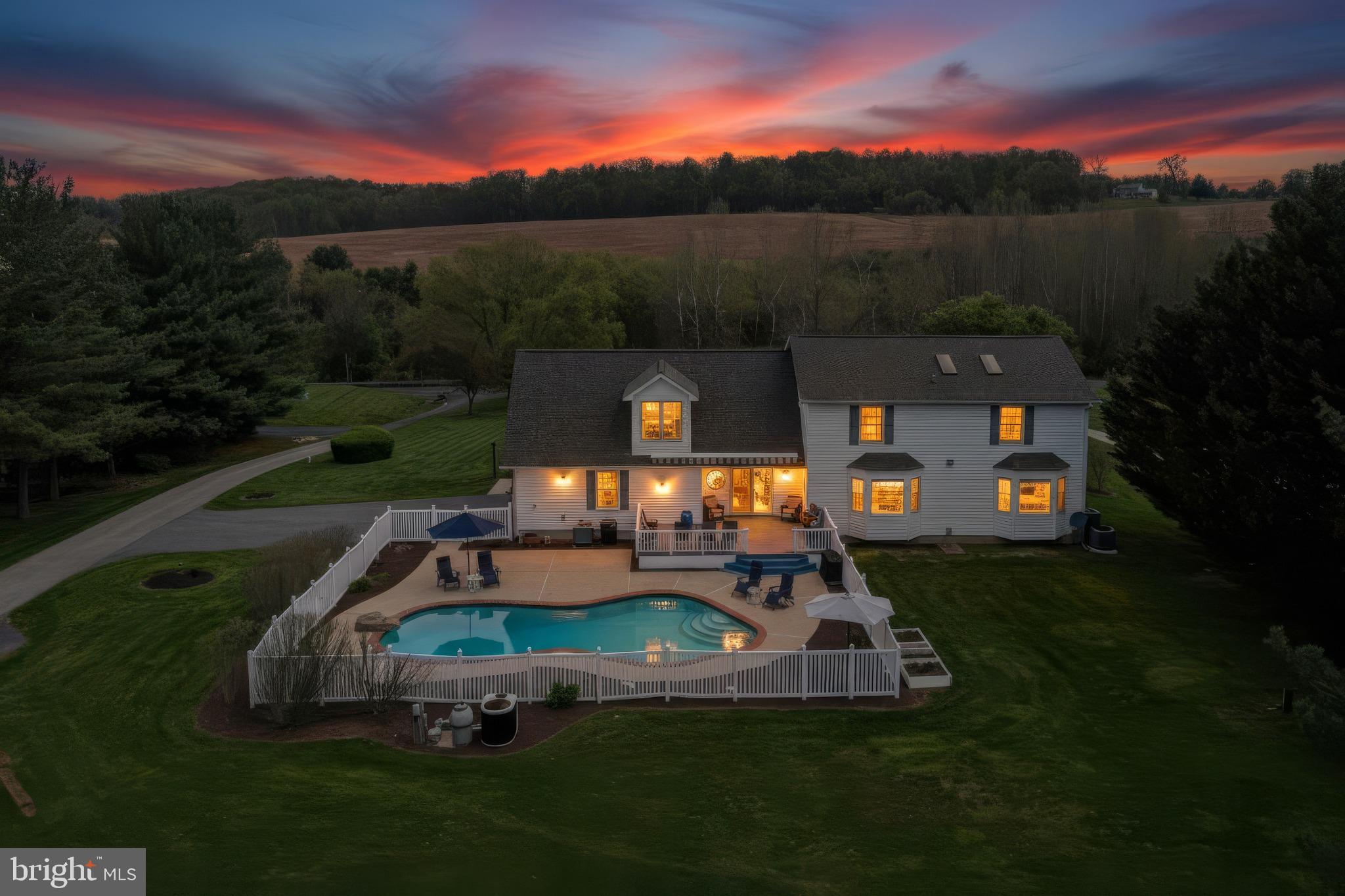 HAMPSTEAD - Residential