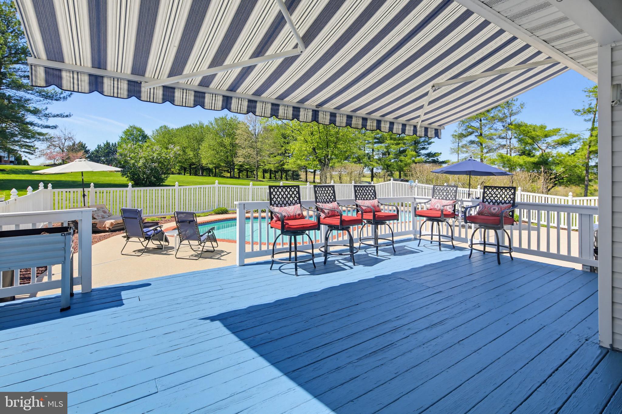 HAMPSTEAD - Residential