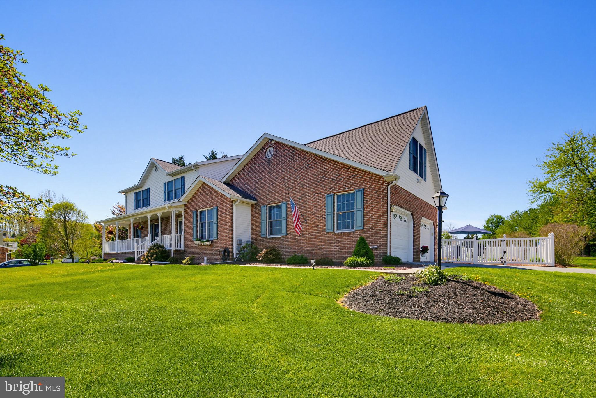 HAMPSTEAD - Residential