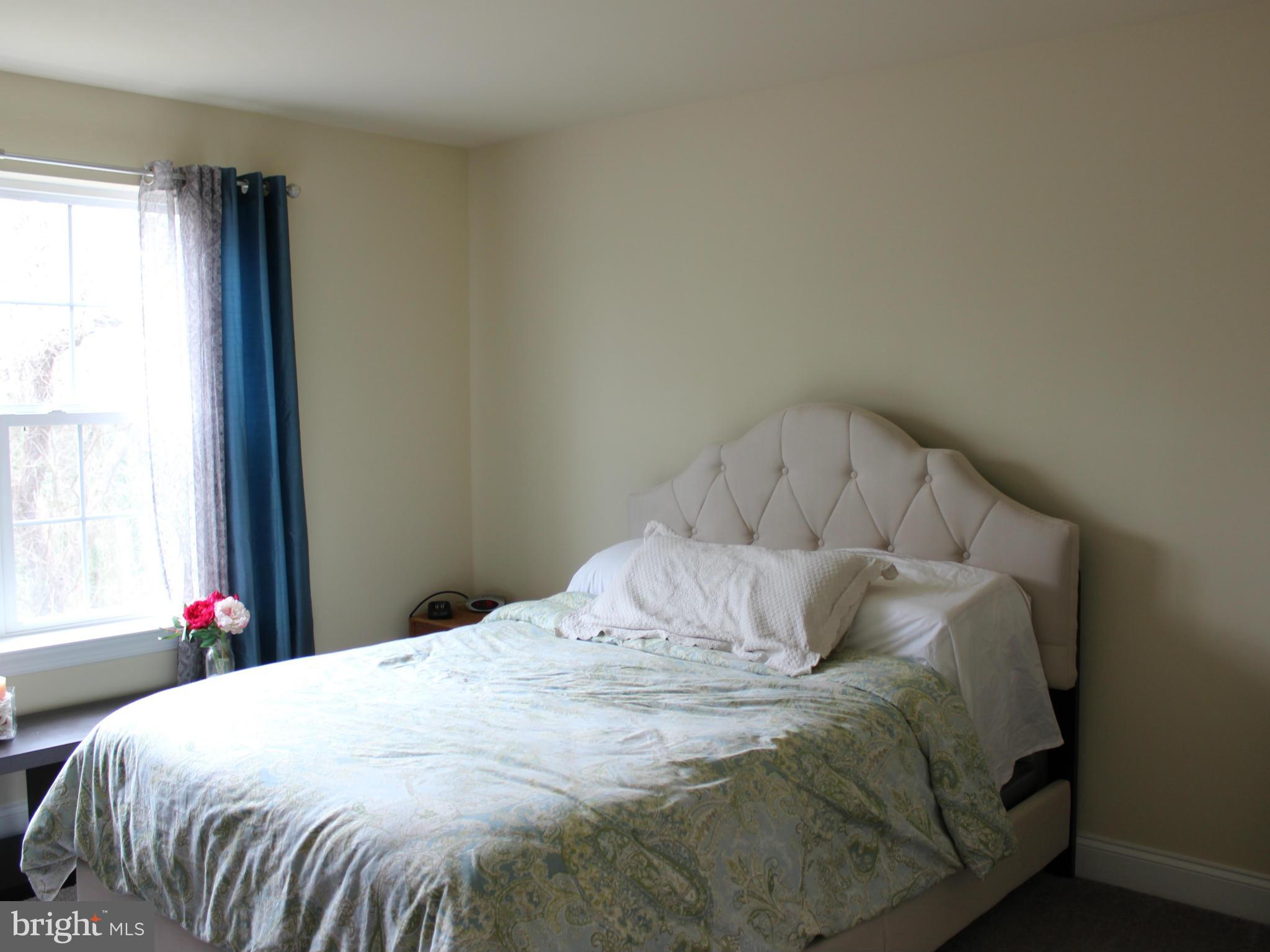 PINERIDGE - Residential Lease