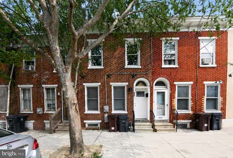 Townhouse For Sale - 838 N Pine Street<br/> WILMINGTON, DE 19801