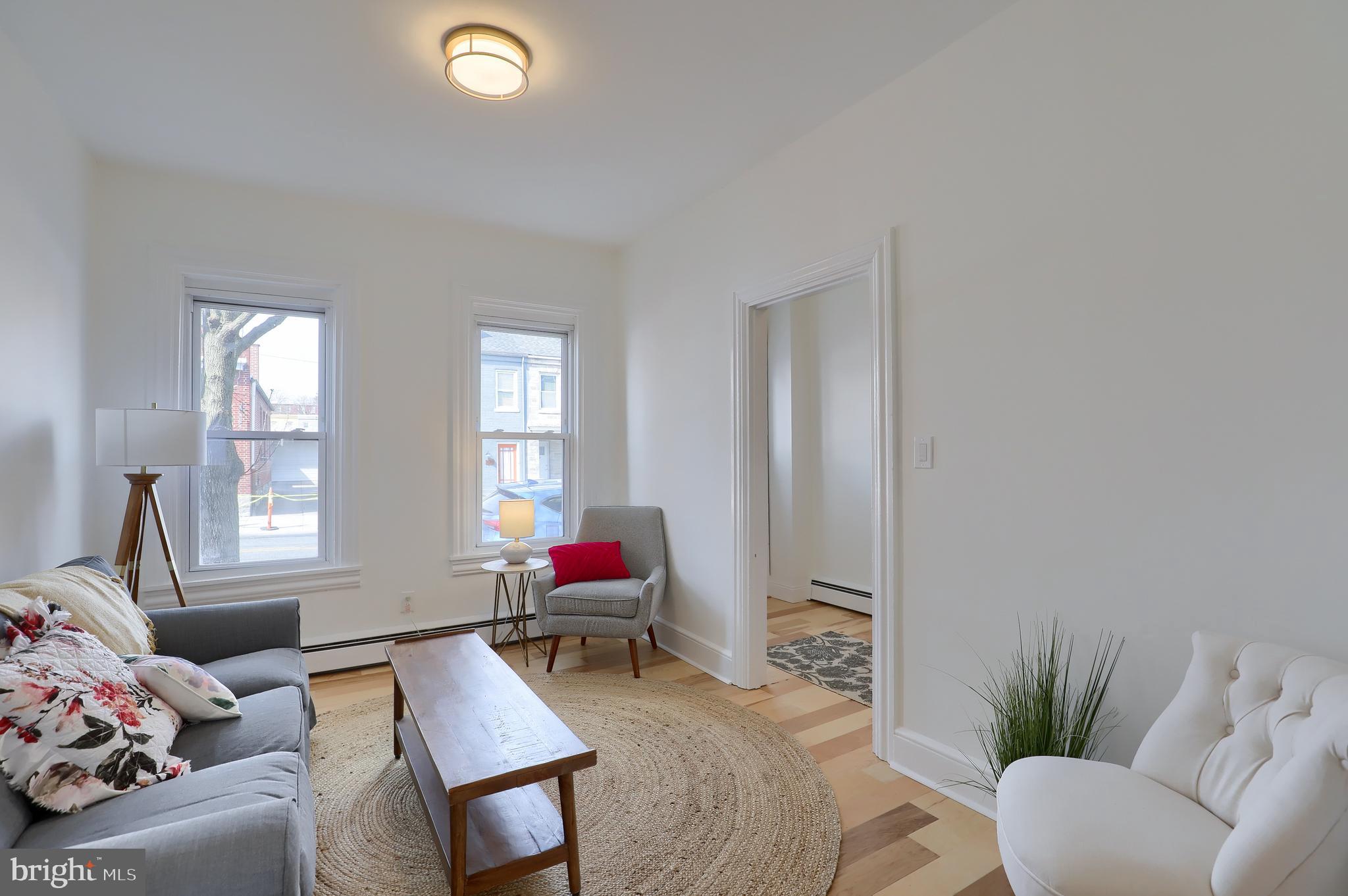 CHESTNUT HILL - Residential