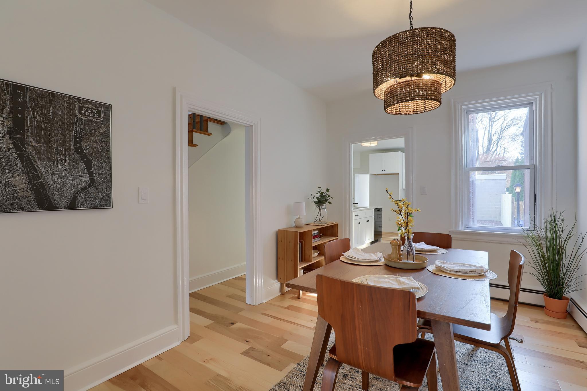 CHESTNUT HILL - Residential