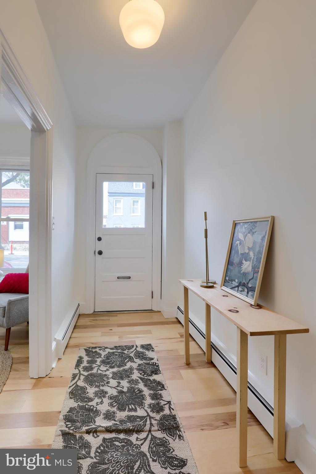 CHESTNUT HILL - Residential