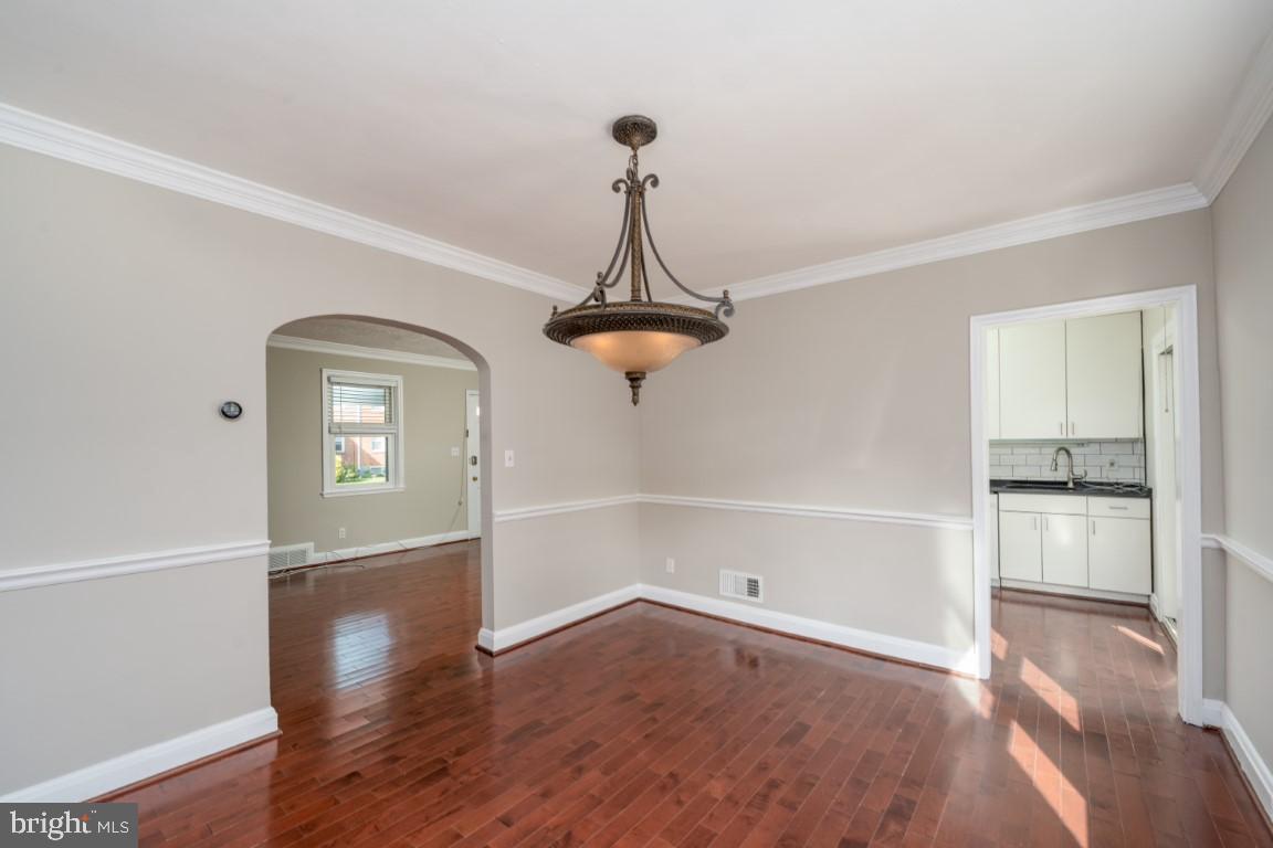 BRIARWOOD - Residential Lease