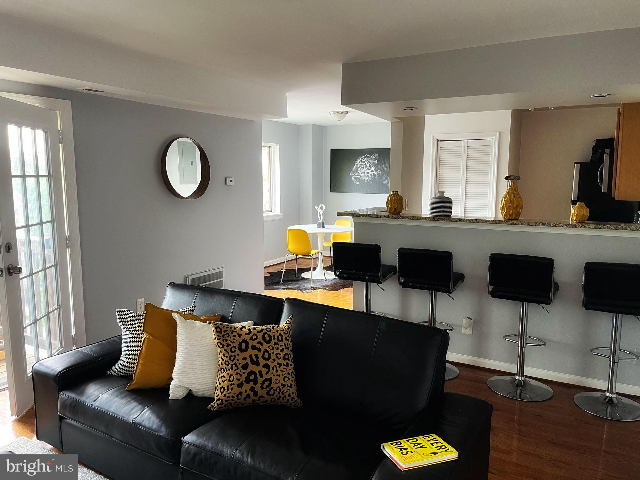 MARKHAM VIEW CONDOMINIUMS - Residential