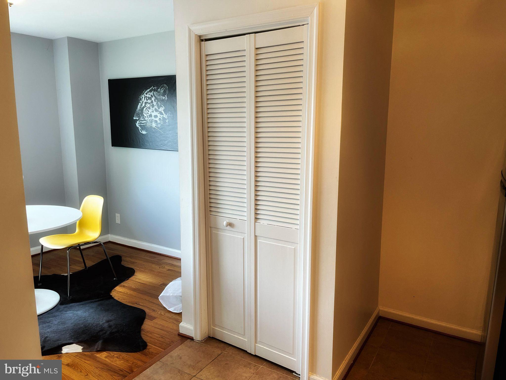 MARKHAM VIEW CONDOMINIUMS - Residential