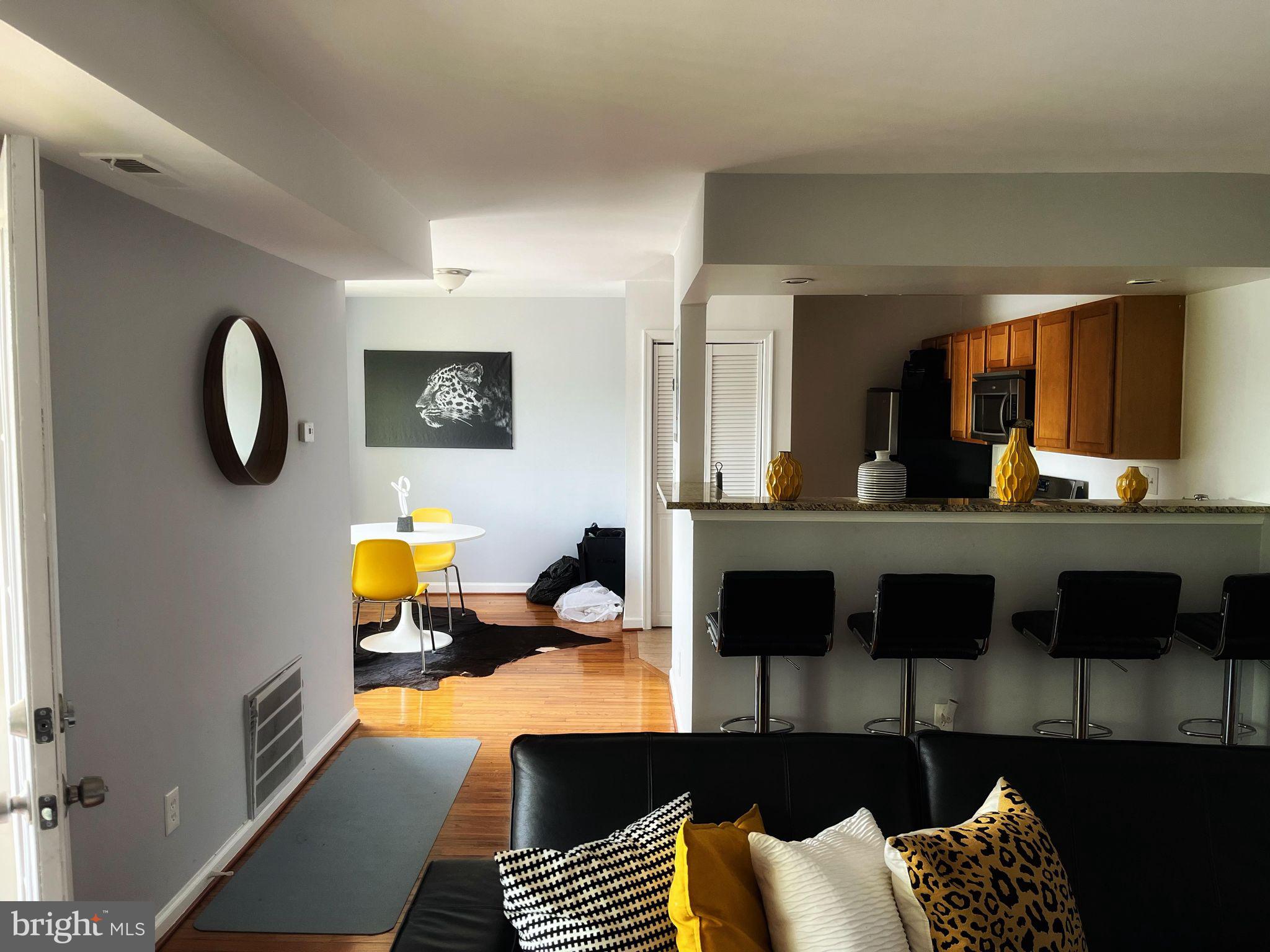 MARKHAM VIEW CONDOMINIUMS - Residential