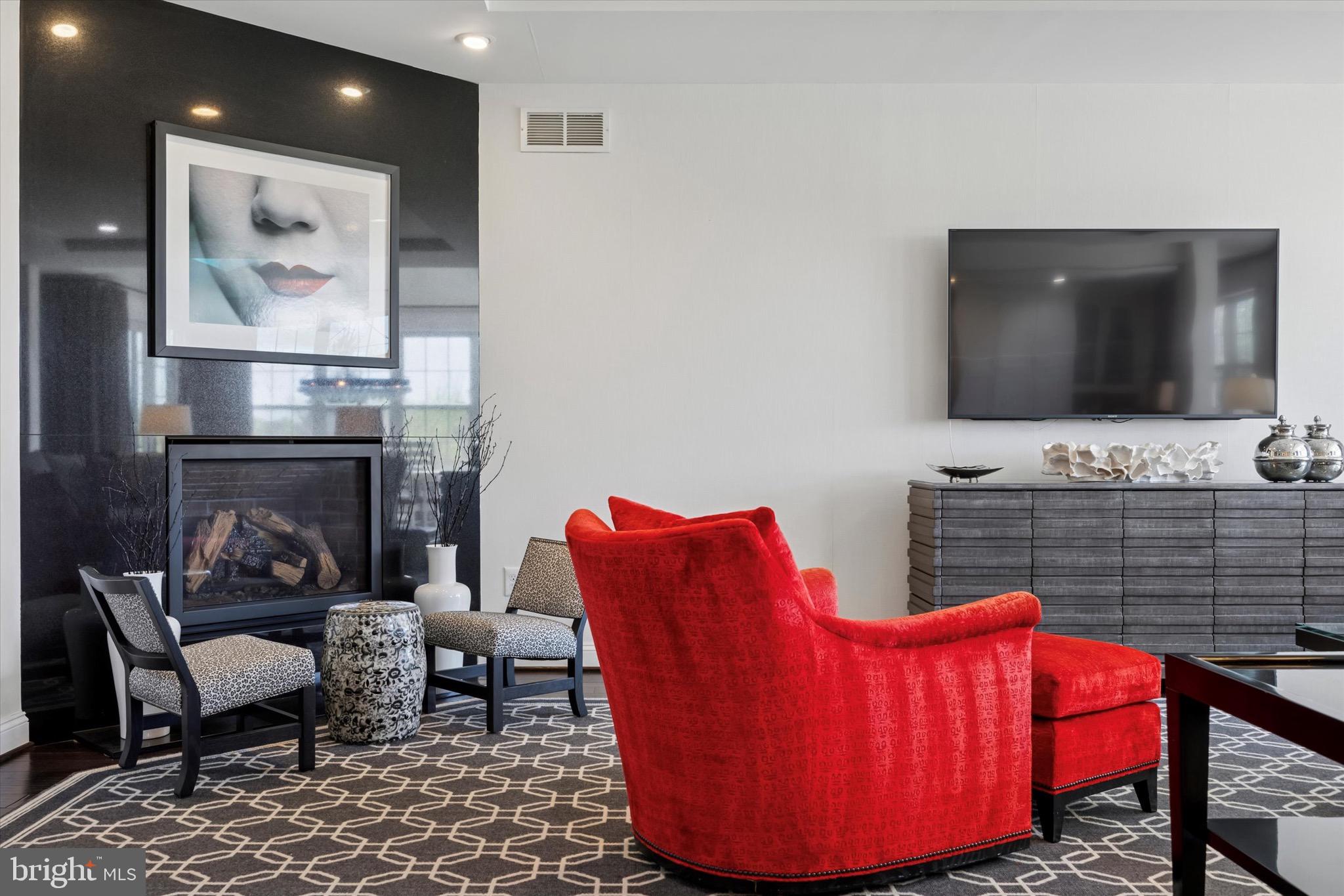 RESERVE AT CREEKSIDE - Residential