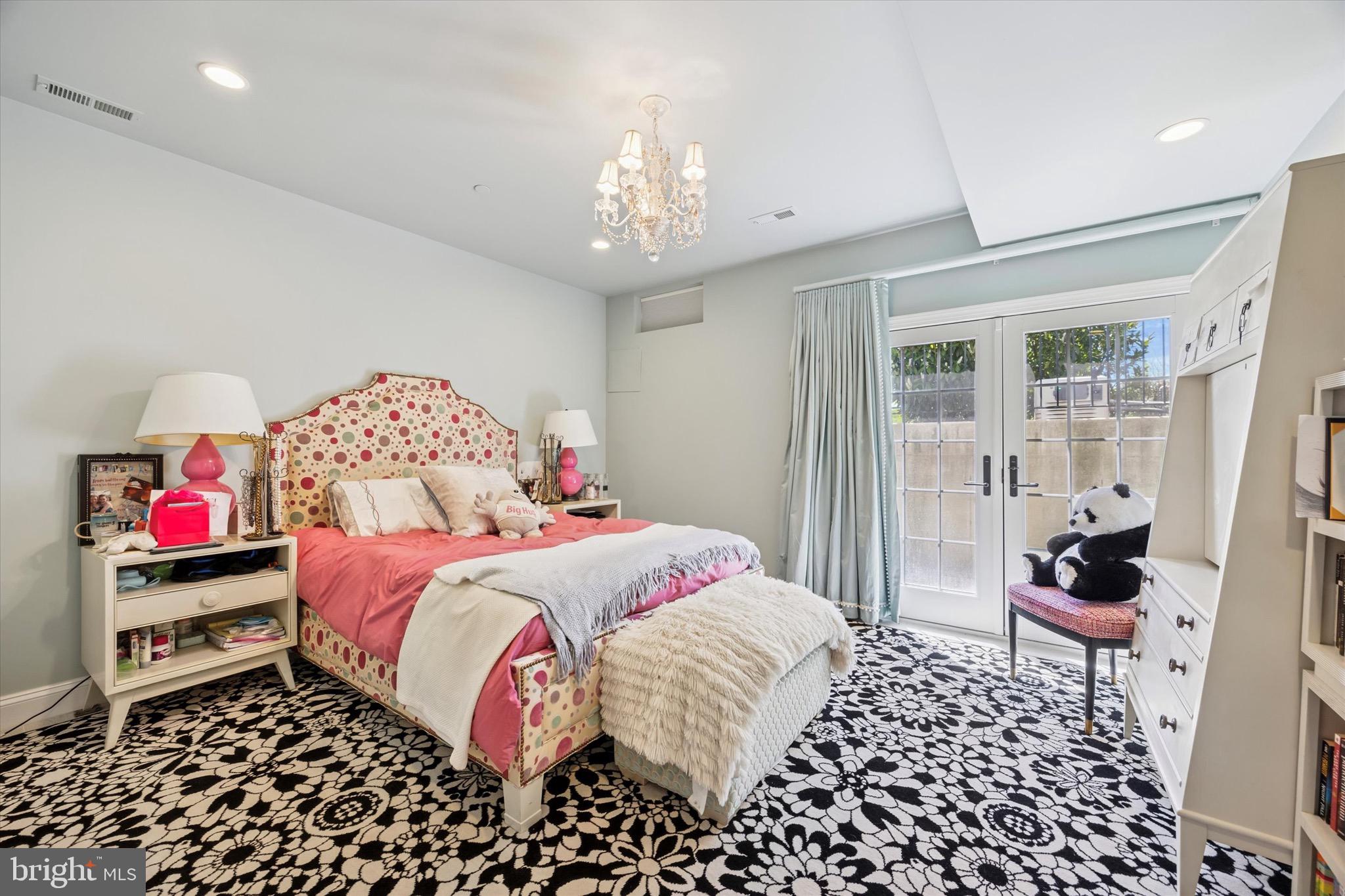 RESERVE AT CREEKSIDE - Residential