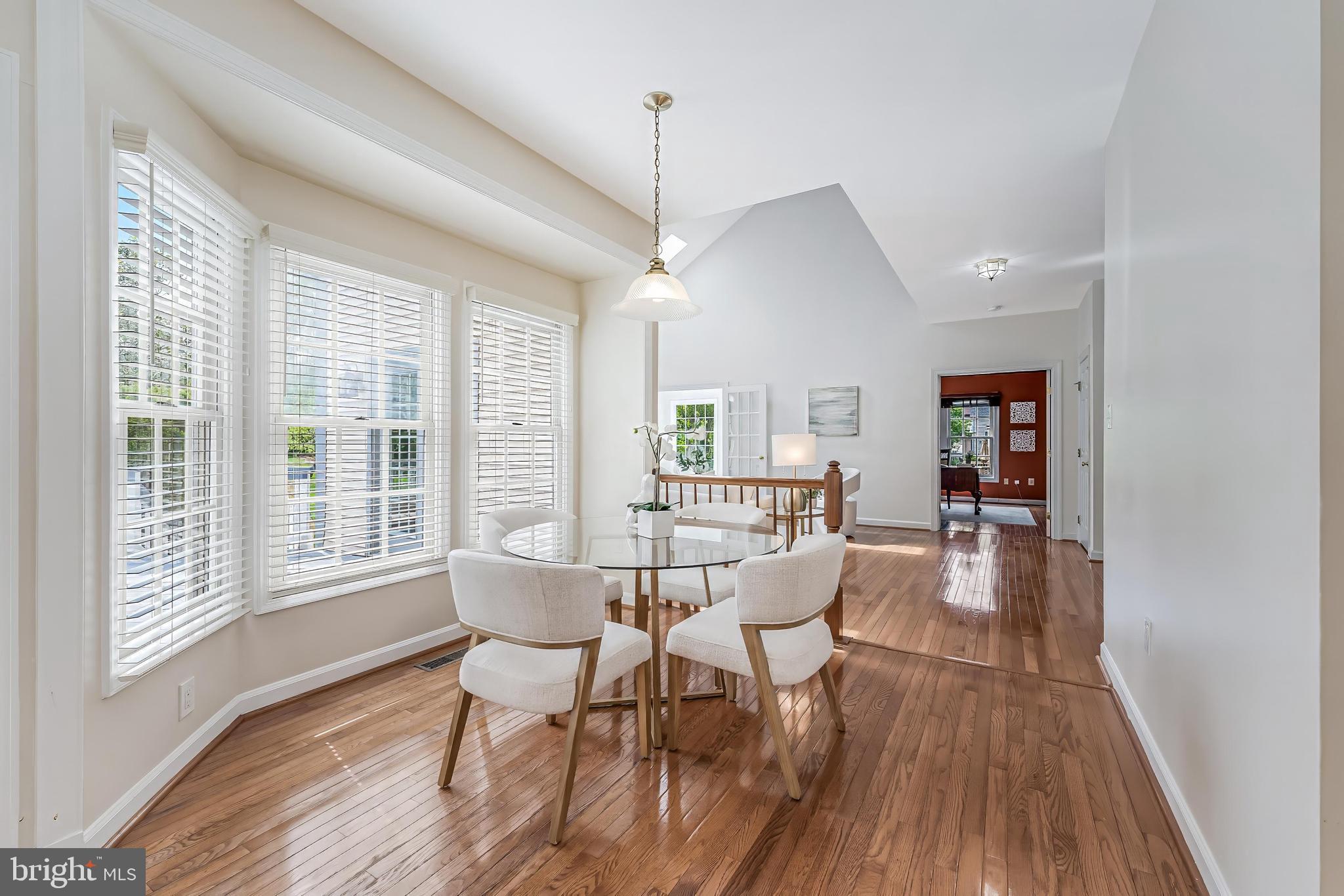 HAMPTON CHASE - Residential
