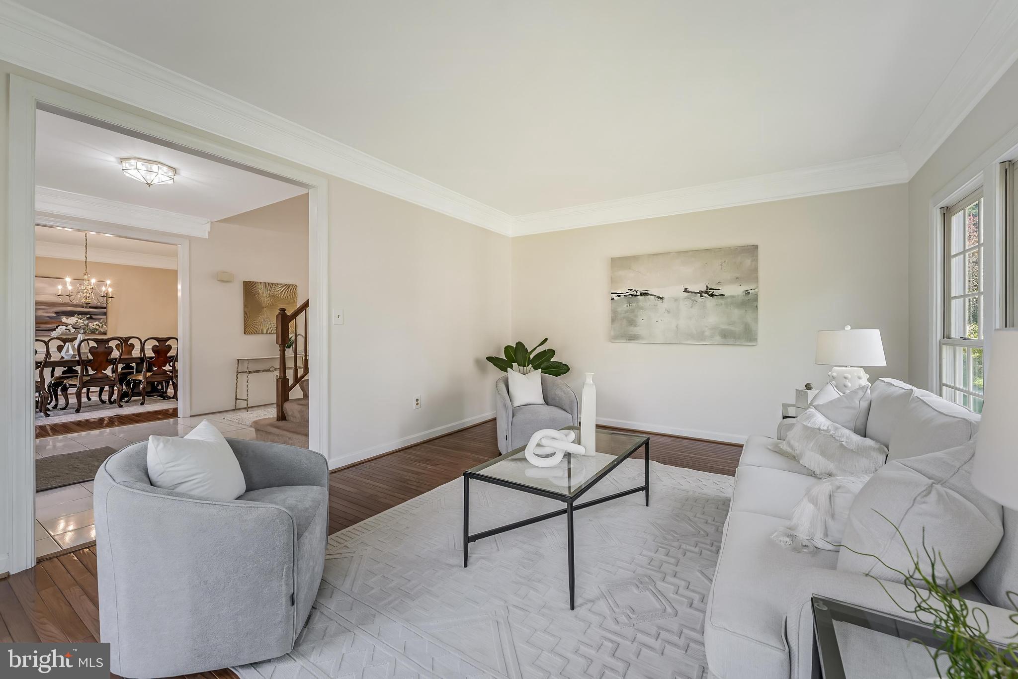 HAMPTON CHASE - Residential