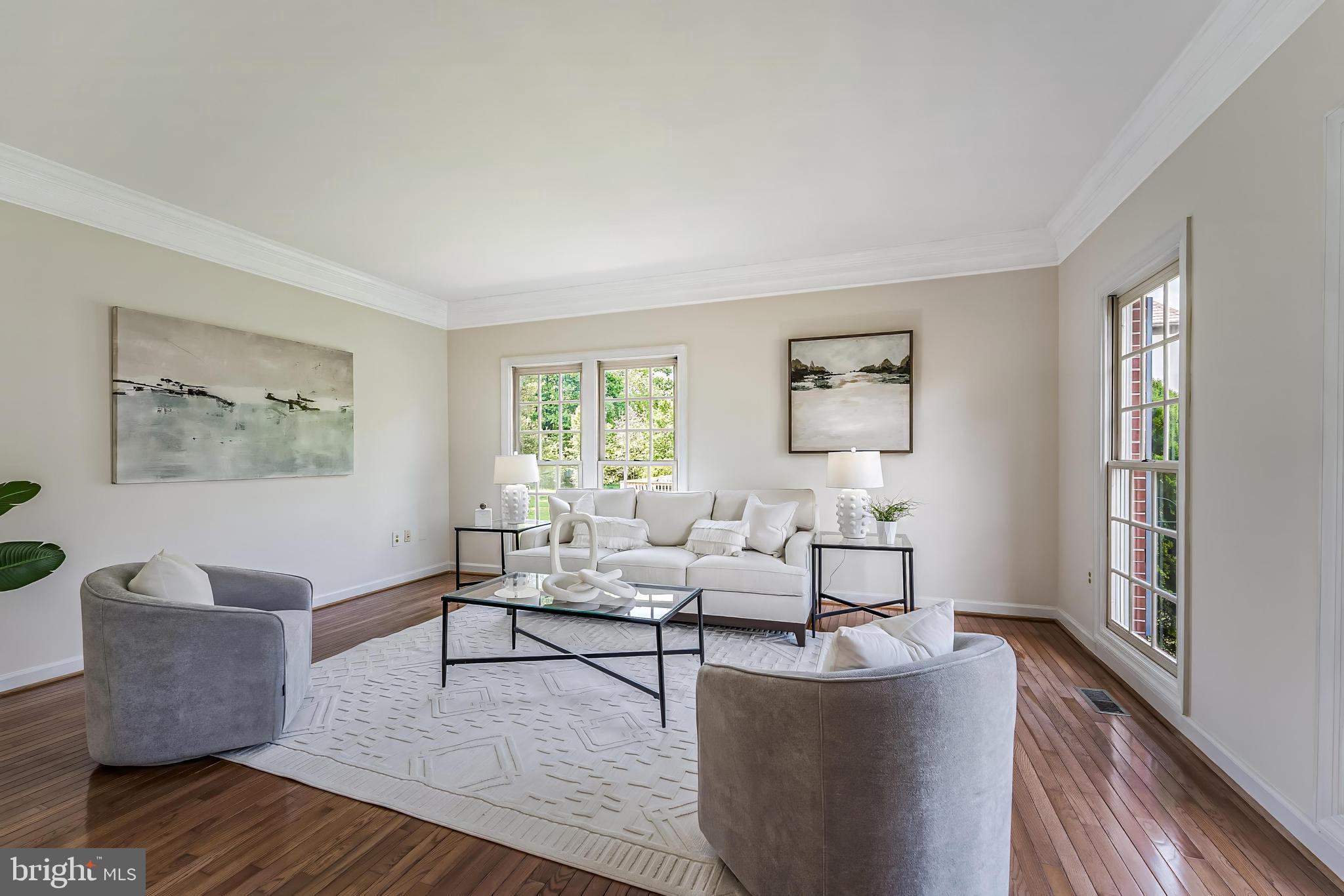 HAMPTON CHASE - Residential