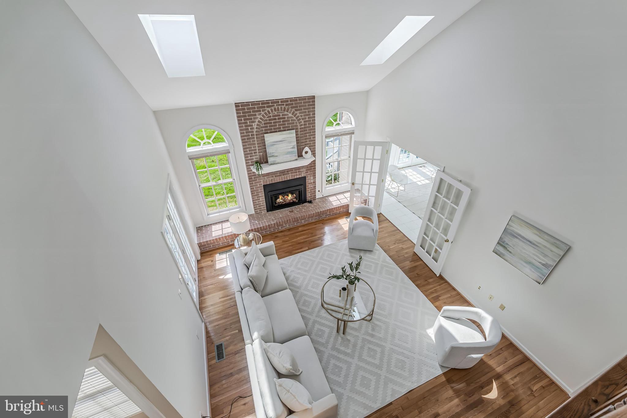 HAMPTON CHASE - Residential