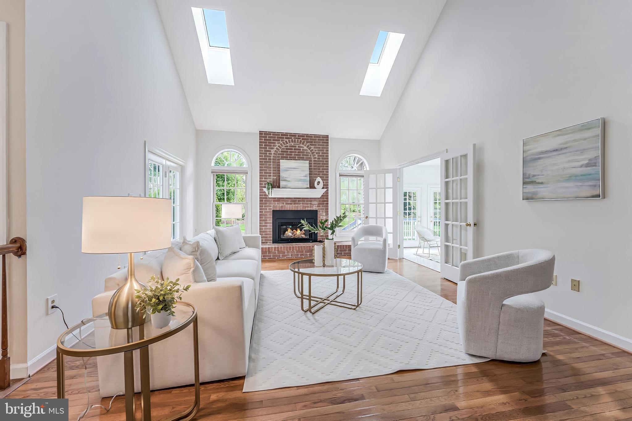 HAMPTON CHASE - Residential