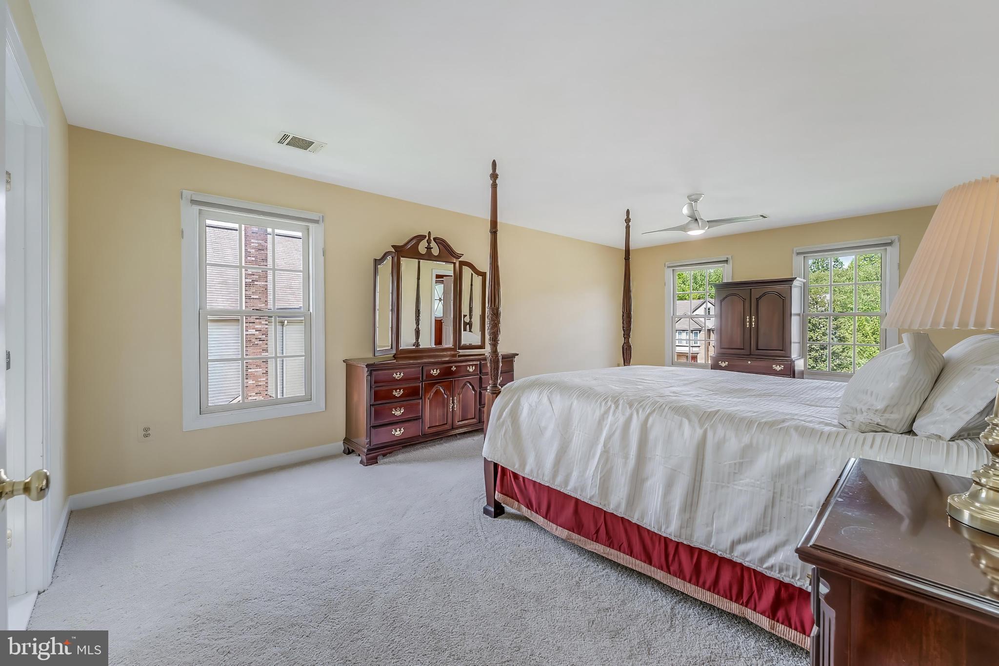 HAMPTON CHASE - Residential