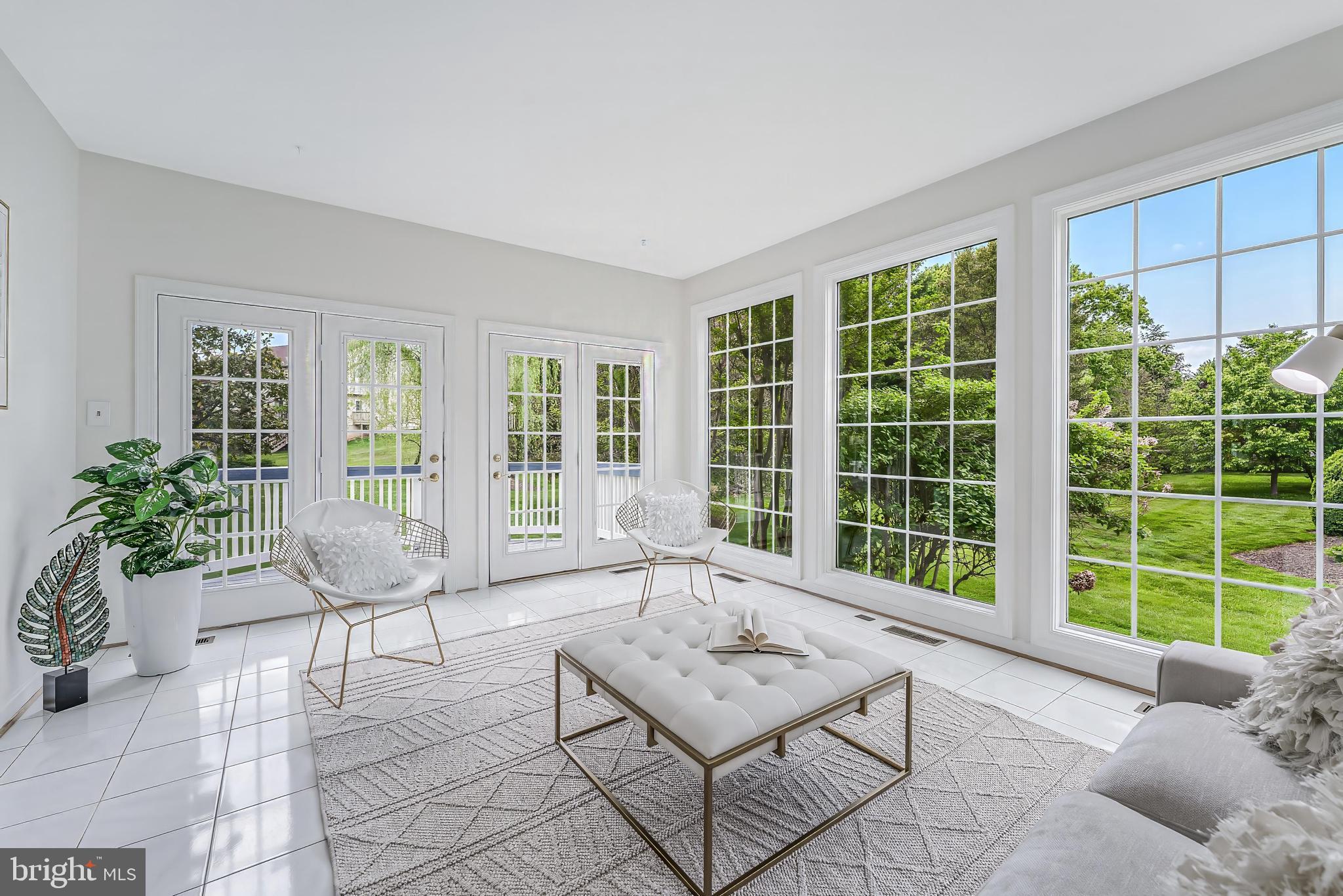 HAMPTON CHASE - Residential