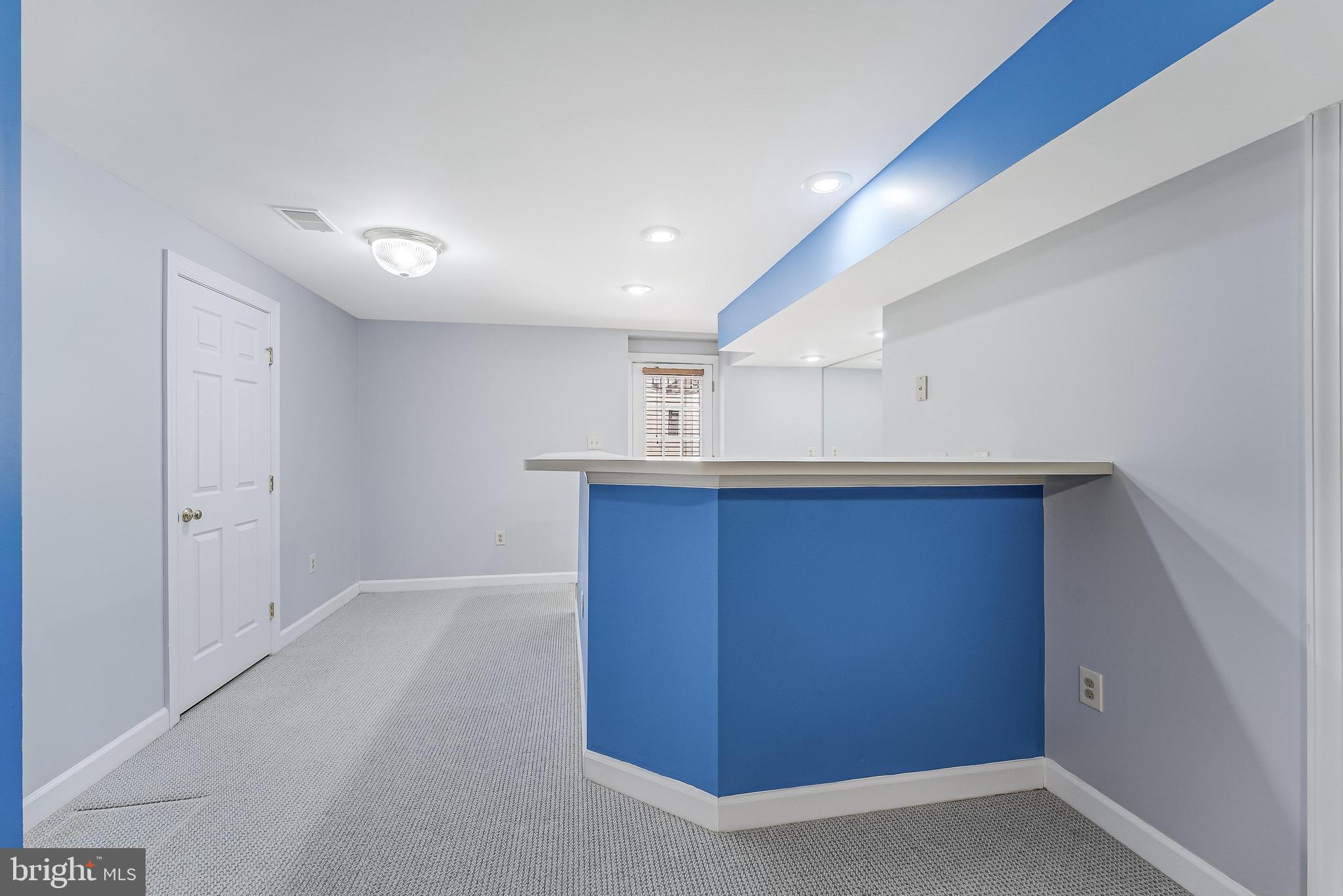 HAMPTON CHASE - Residential