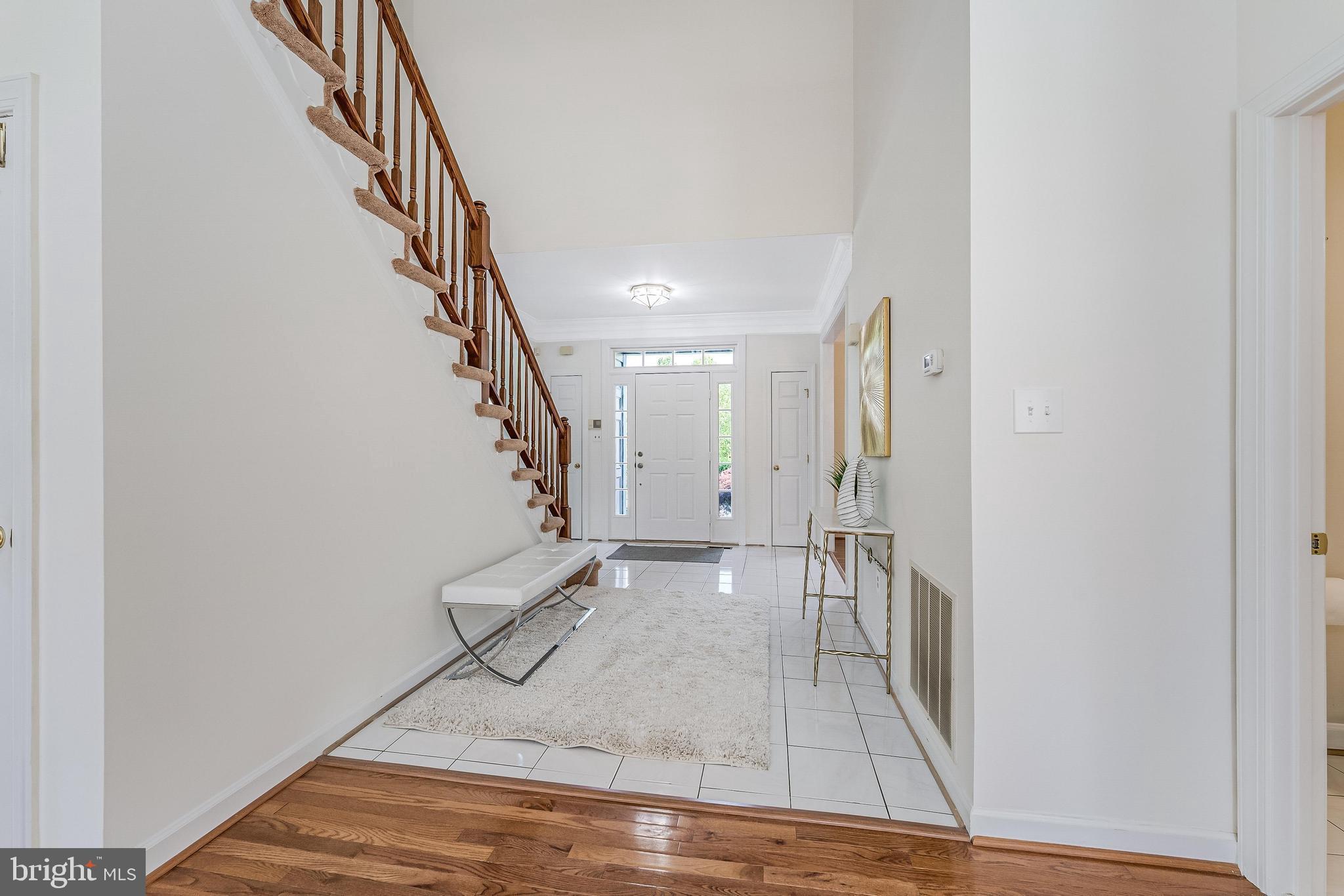 HAMPTON CHASE - Residential