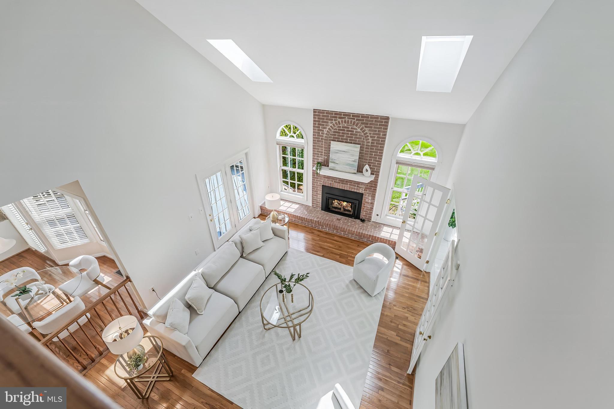 HAMPTON CHASE - Residential