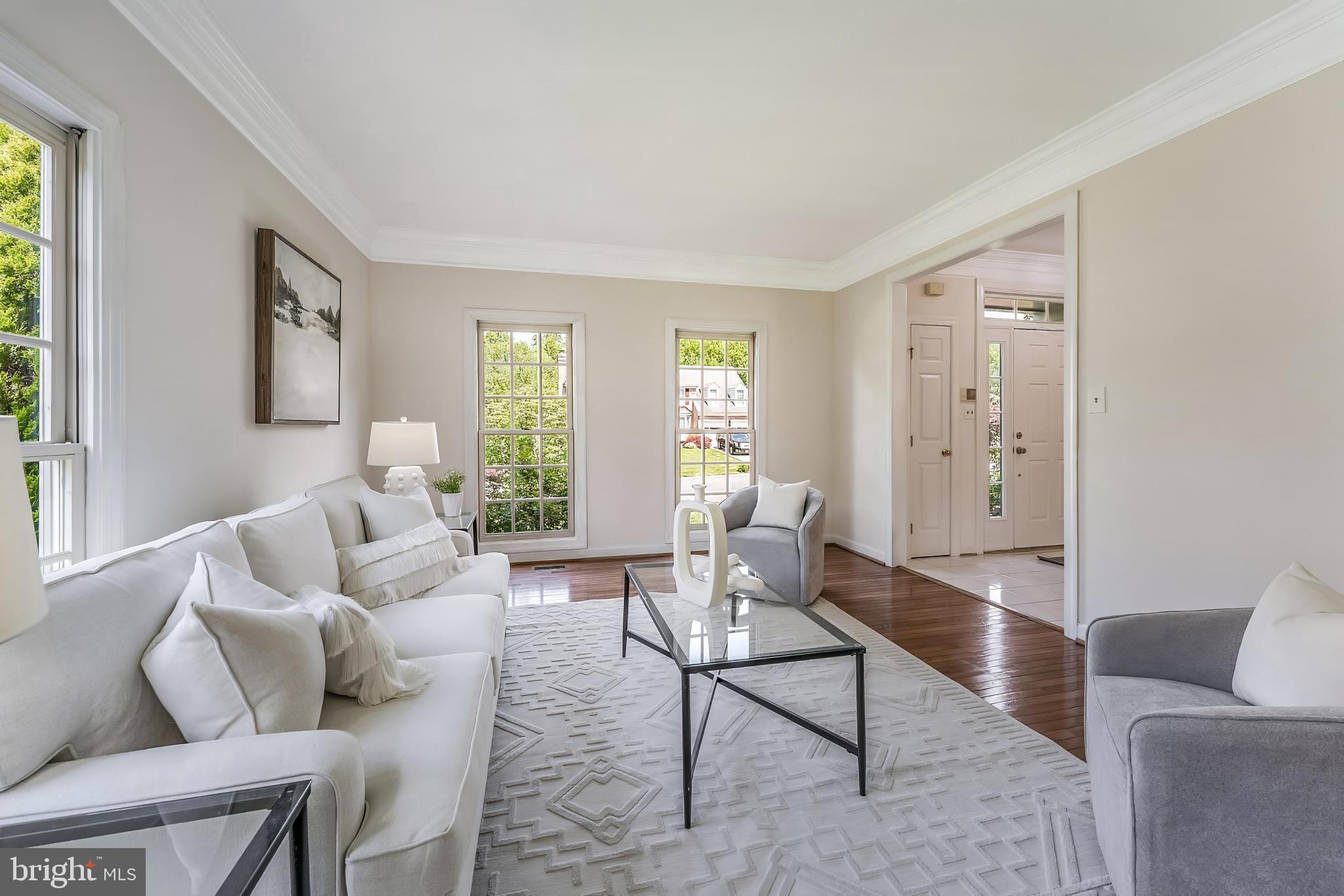HAMPTON CHASE - Residential