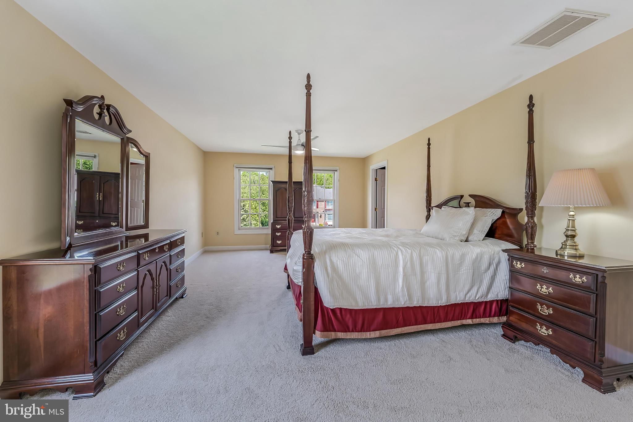 HAMPTON CHASE - Residential
