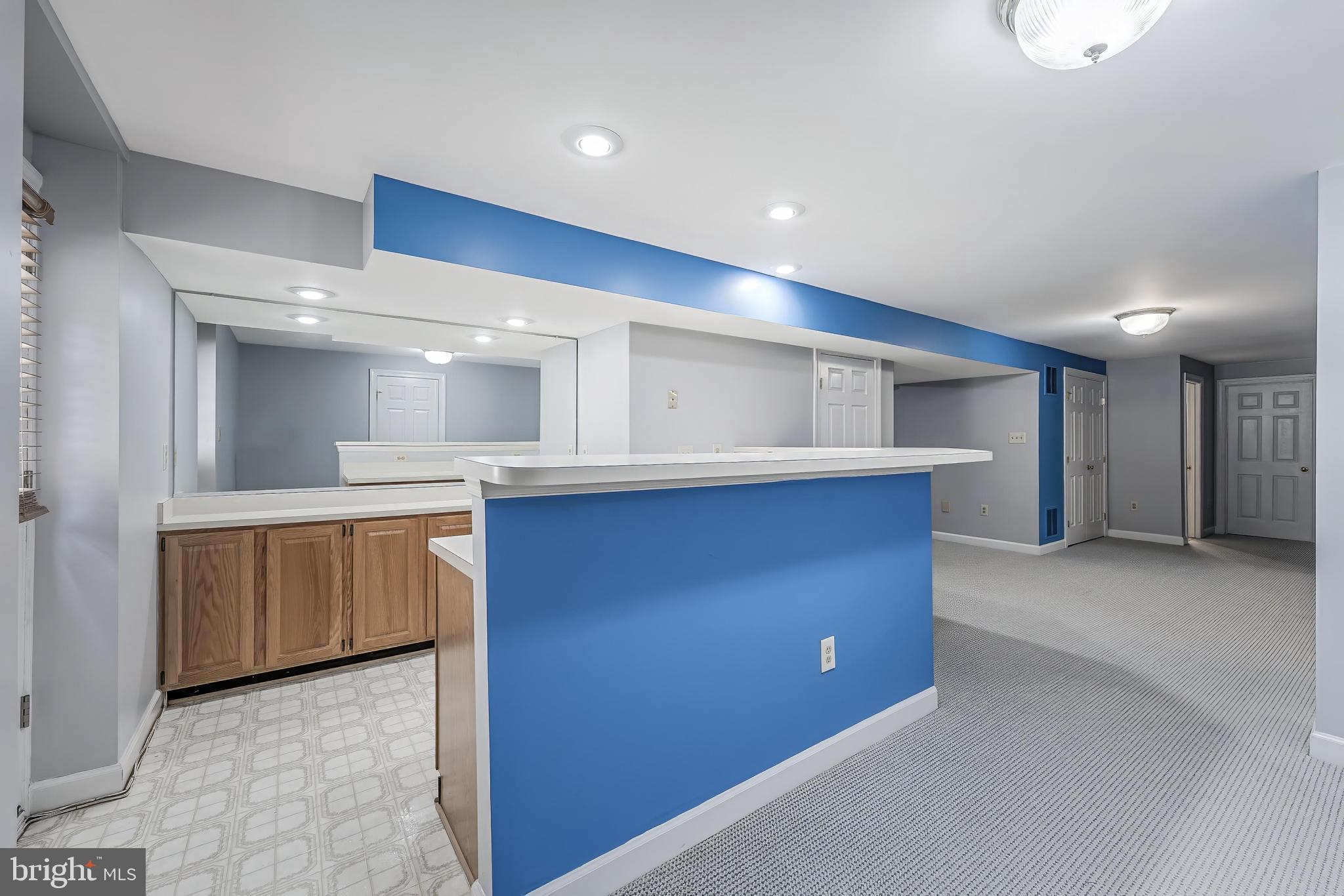 HAMPTON CHASE - Residential