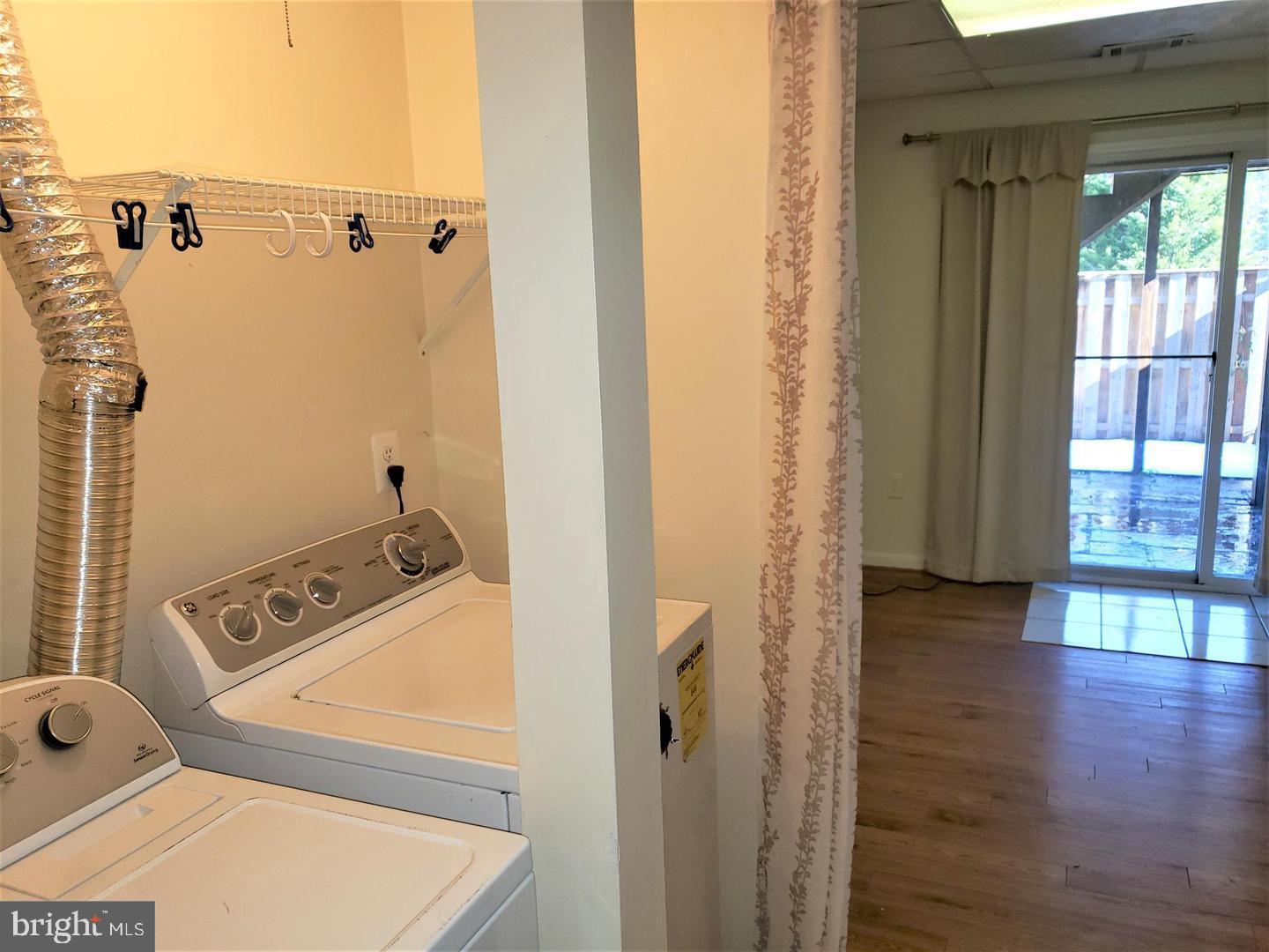 FOX CREEK - Residential Lease