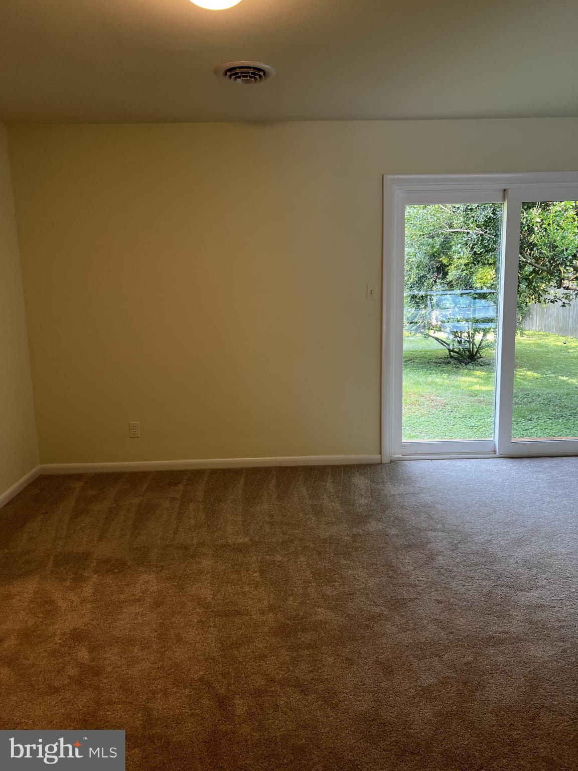 EASTON - Residential Lease