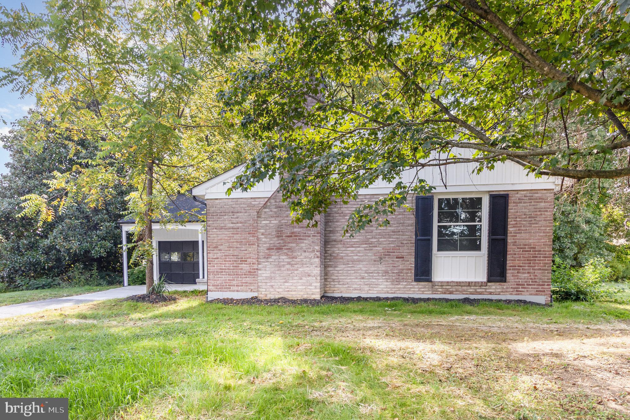 606 SOUTHGATE ROAD