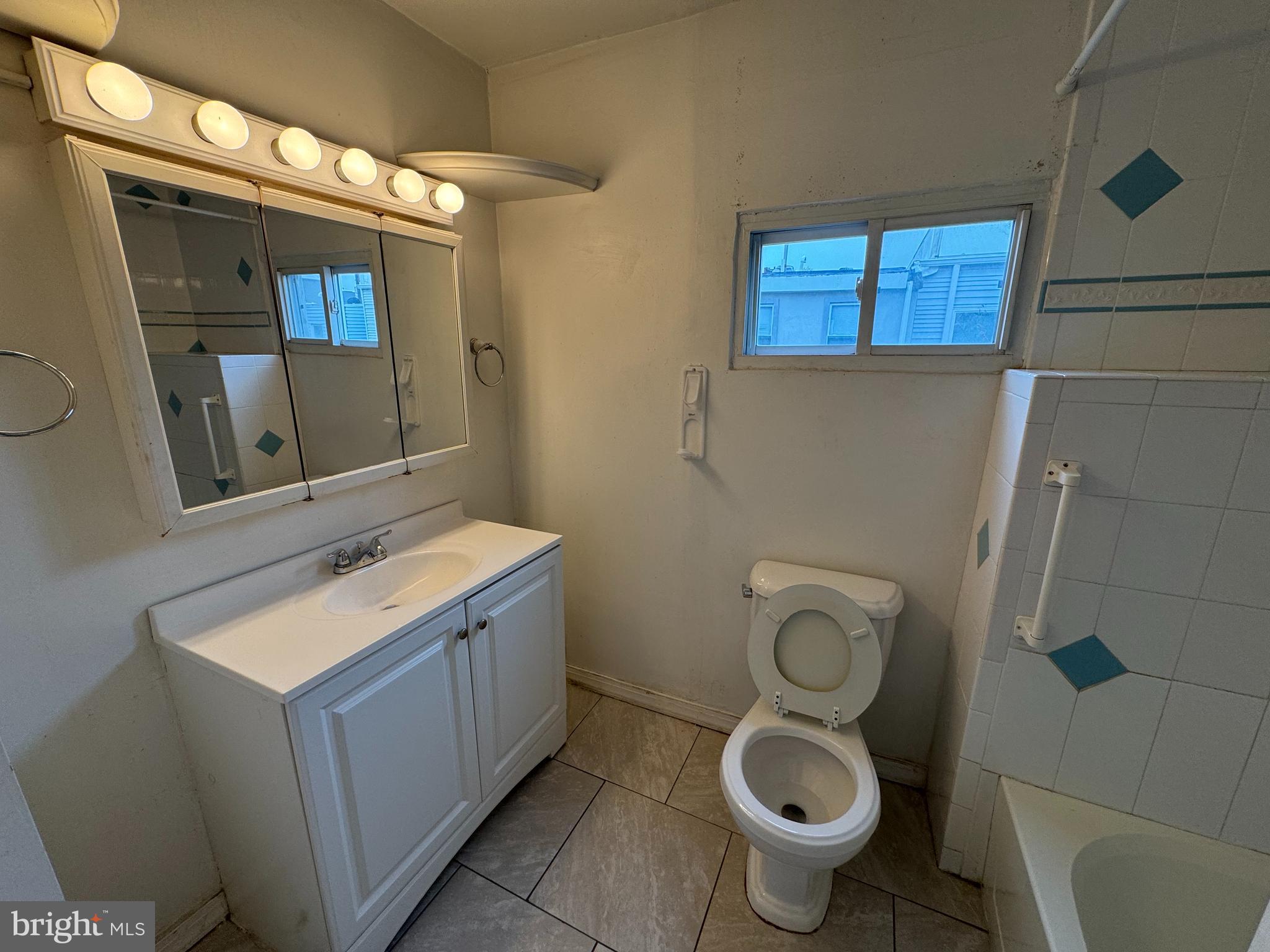 TEMPLE UNIVERSITY - Residential