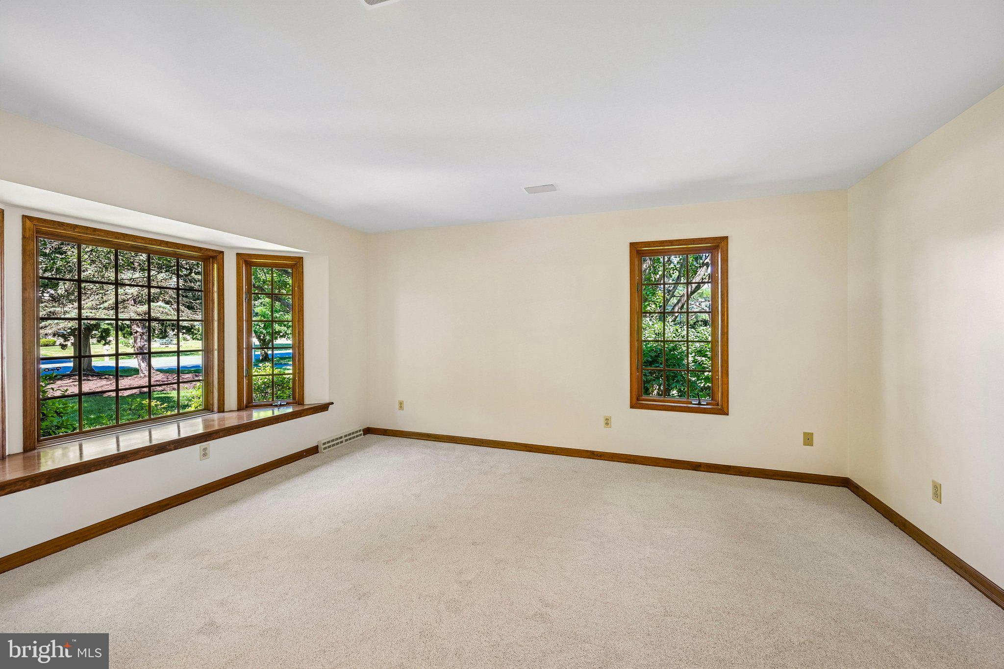 4403 NEWTON CIRCLE