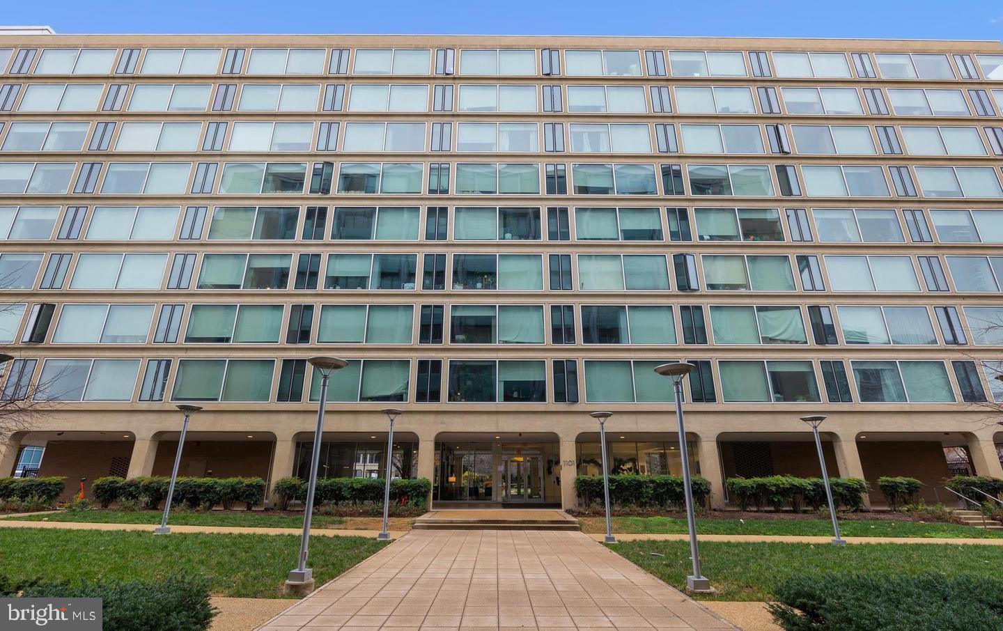 1101 3RD STREET SW 114