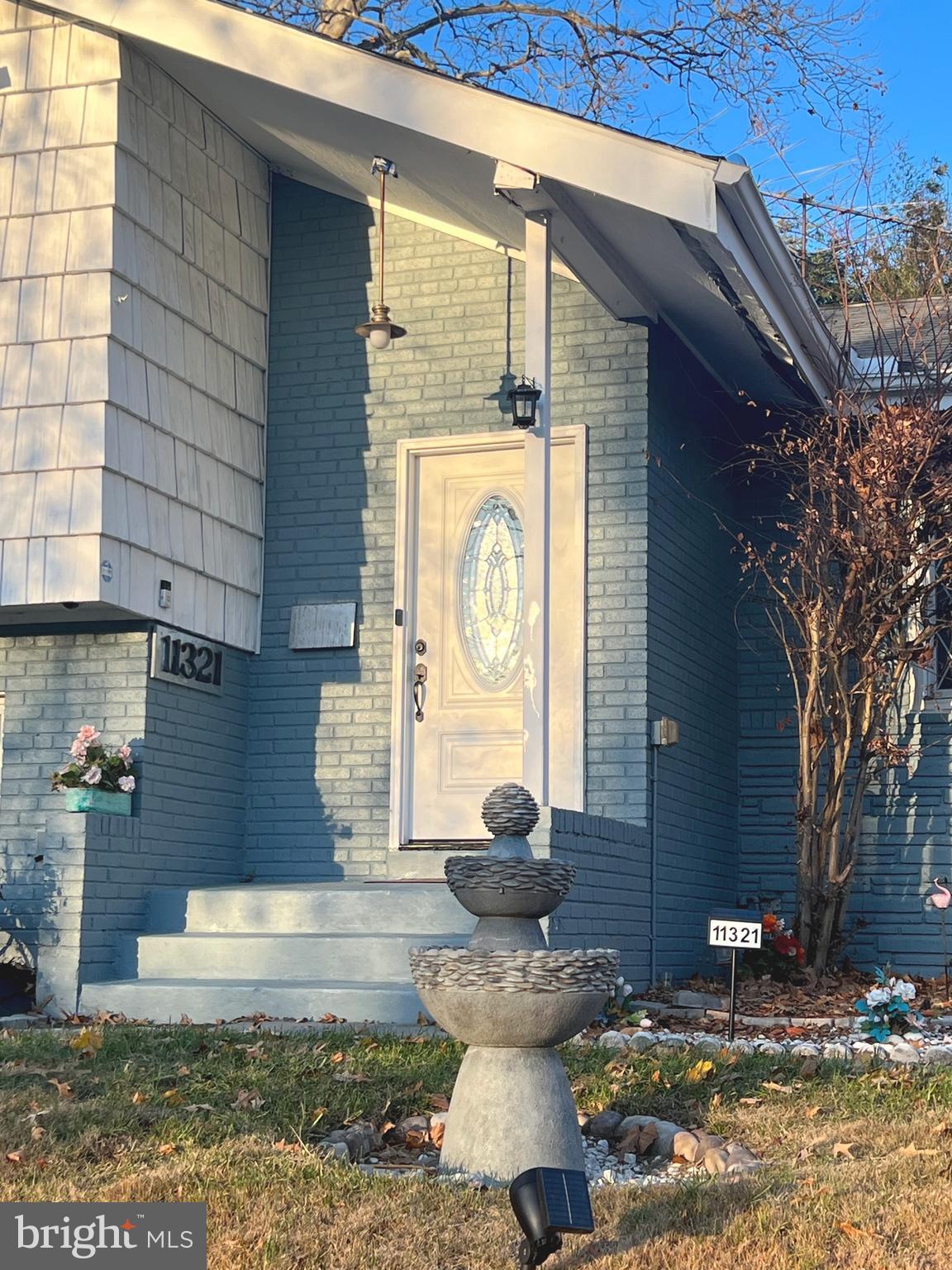 11321 COLLEGE VIEW DRIVE