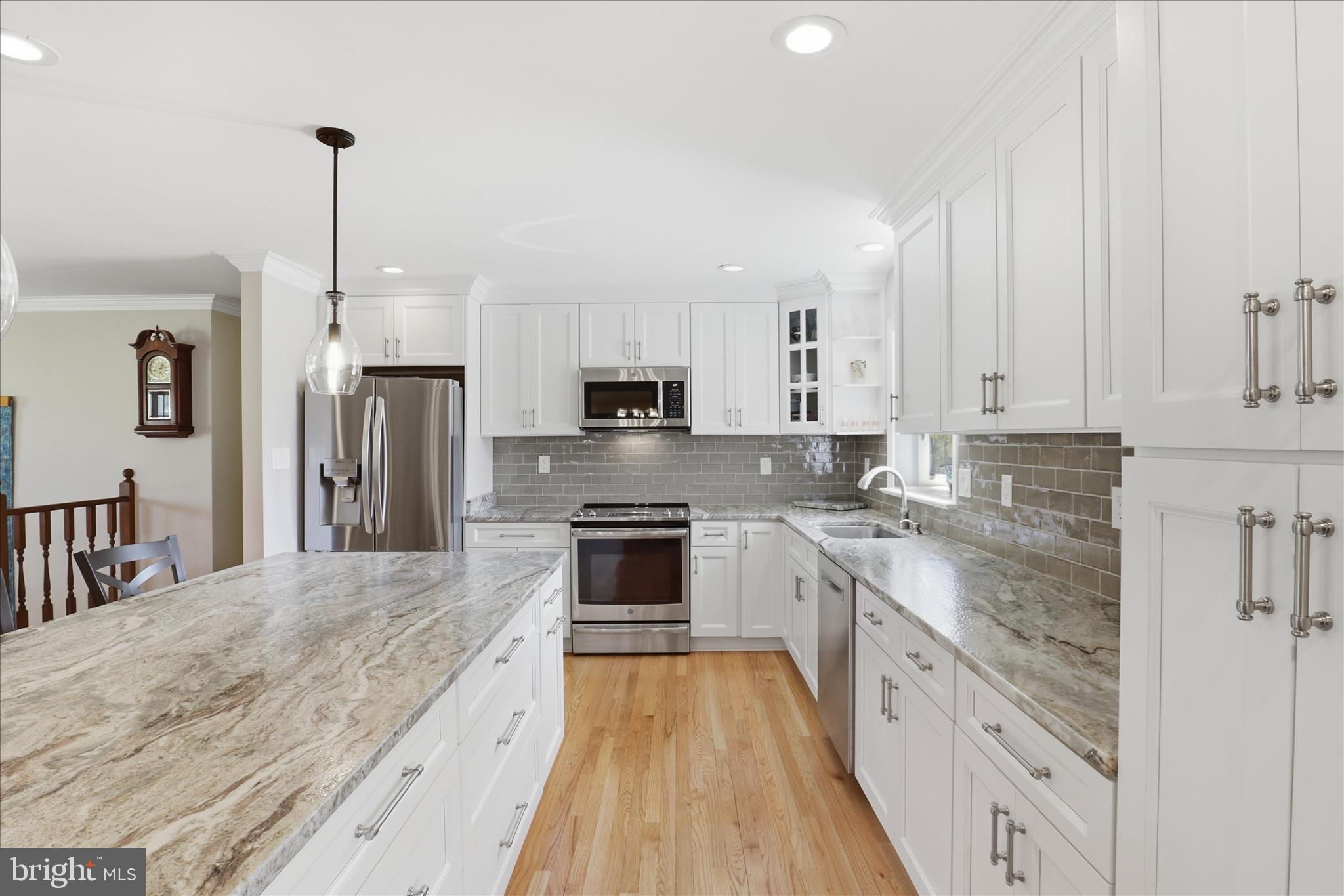 MOORCONES - Residential