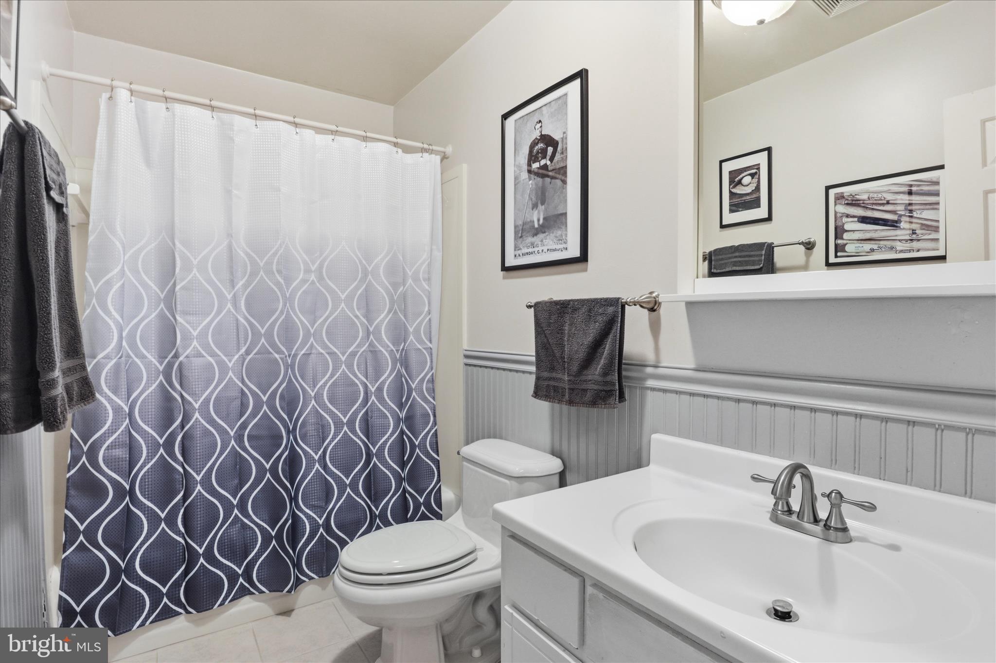 MOORCONES - Residential