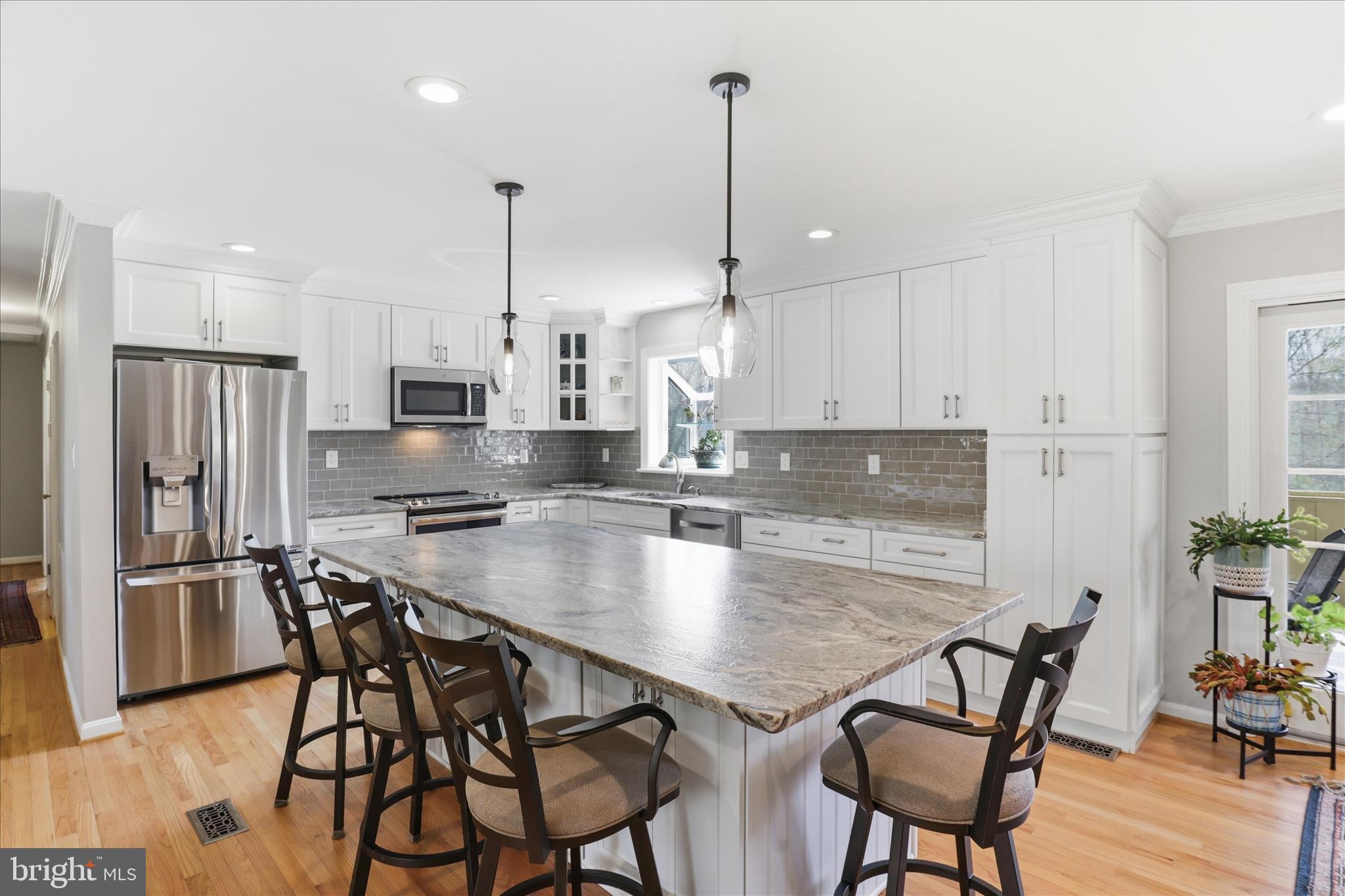 MOORCONES - Residential