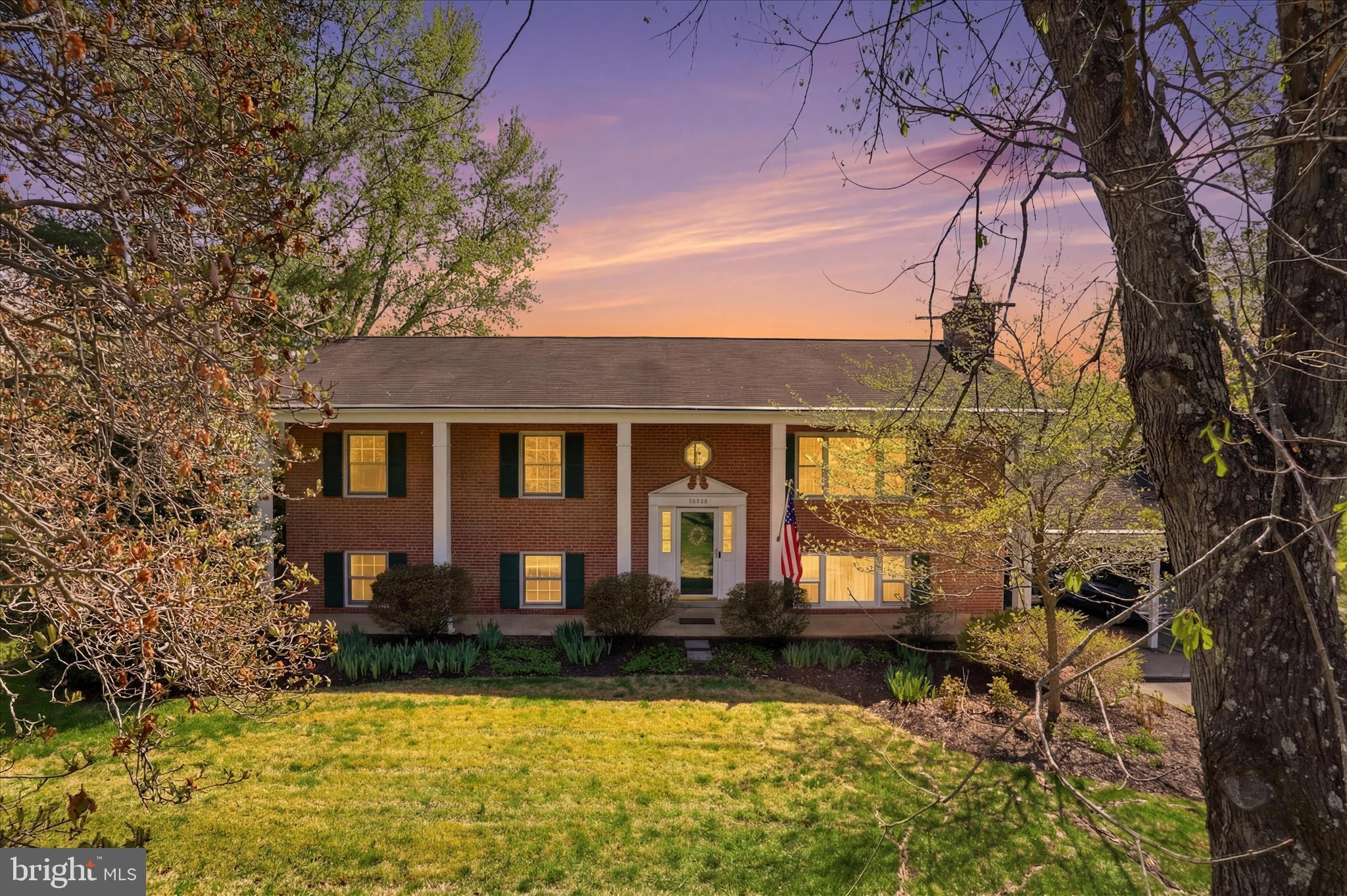 MOORCONES - Residential