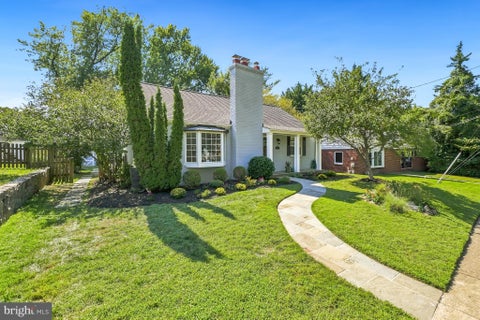 Homes For Sale - 10012 Crestwood Road<br/> KENSINGTON, MD 20895