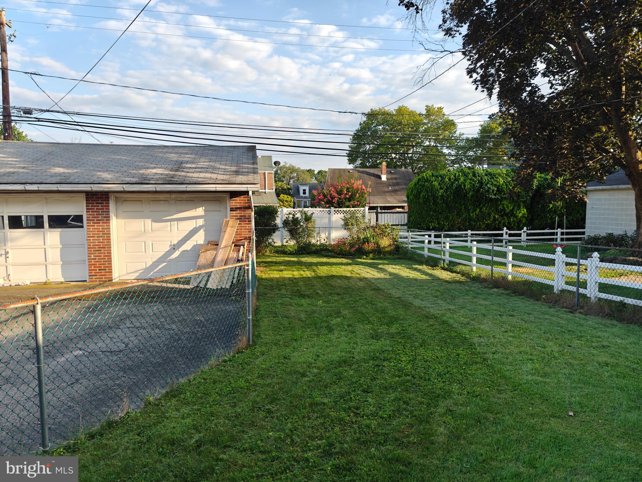 1920 E JONATHAN STREET