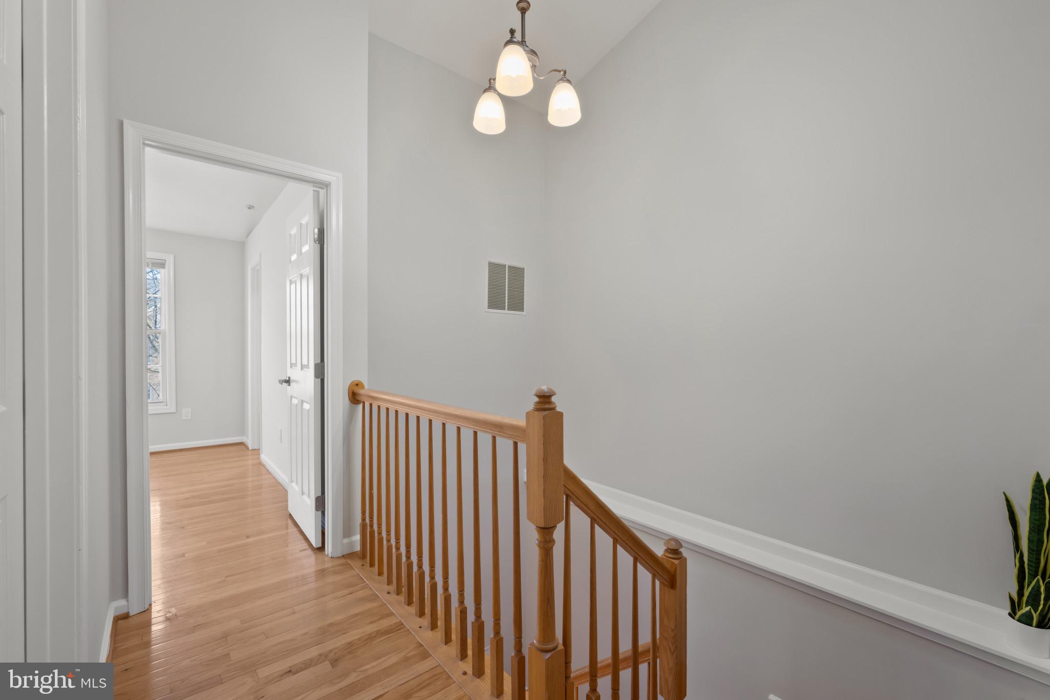 JAMES CREEK - Residential