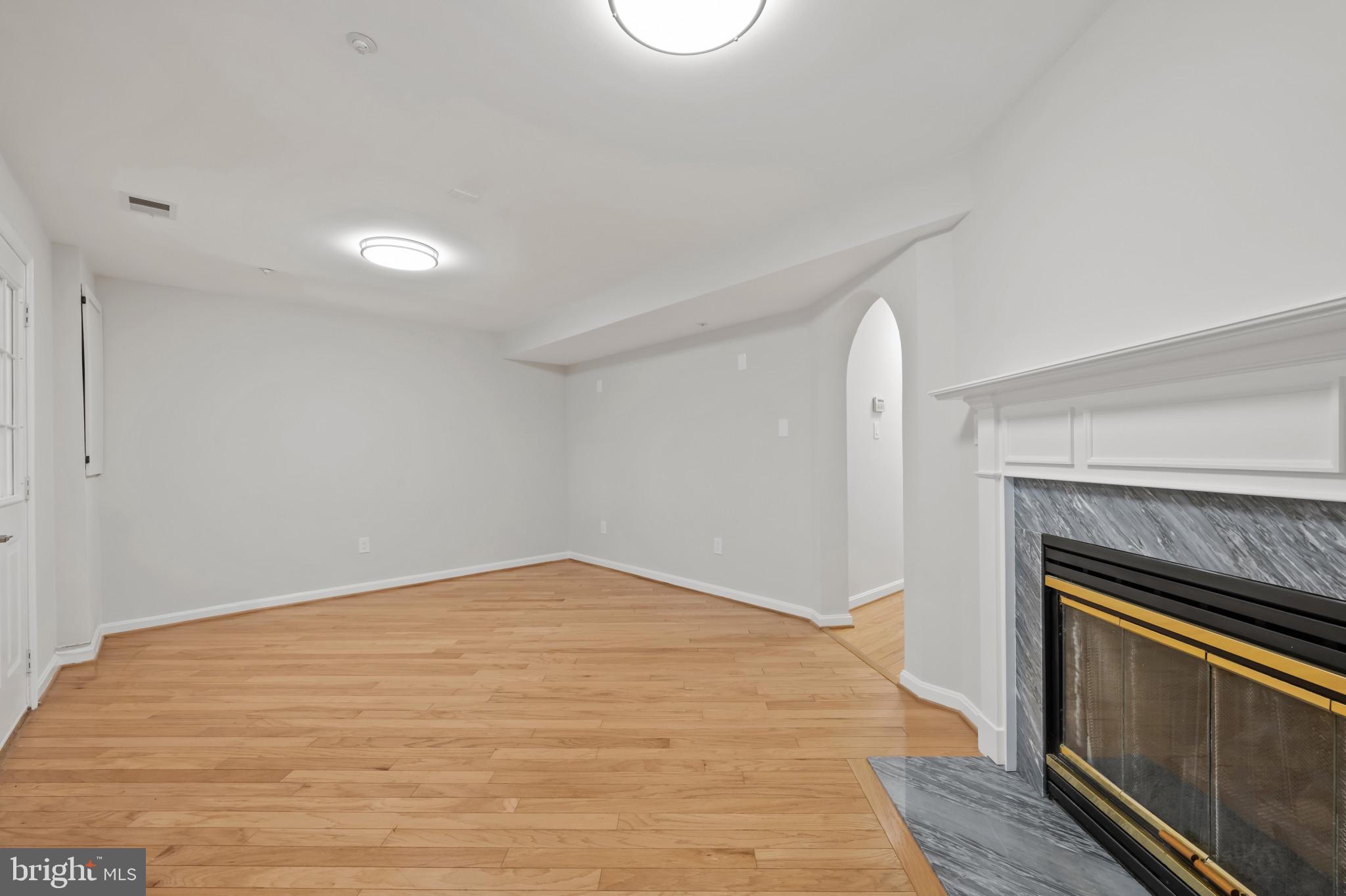 JAMES CREEK - Residential