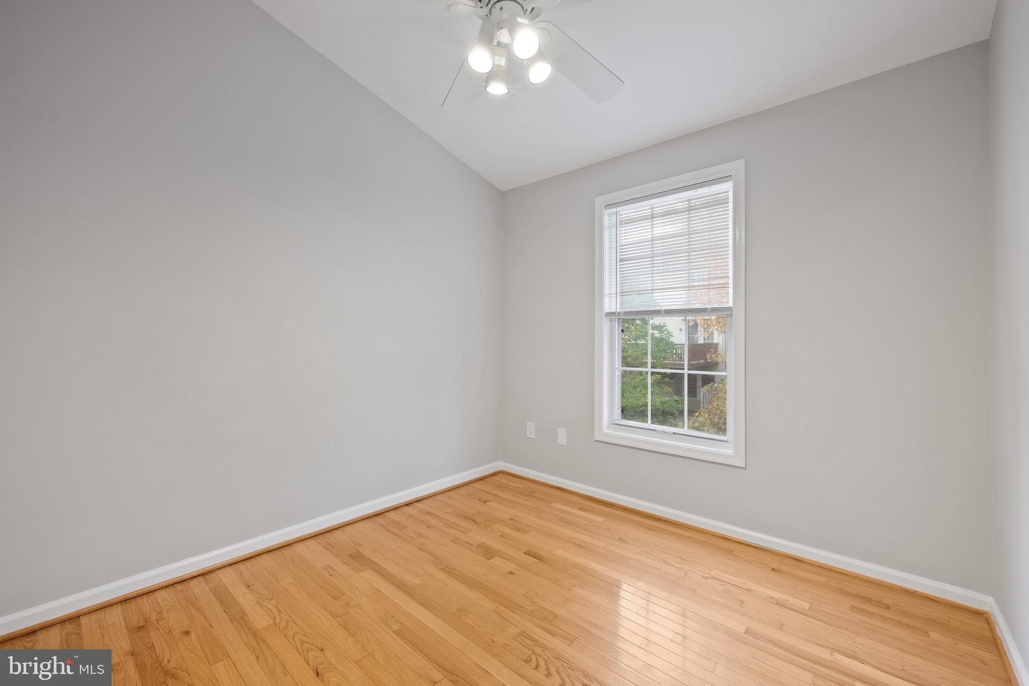 JAMES CREEK - Residential