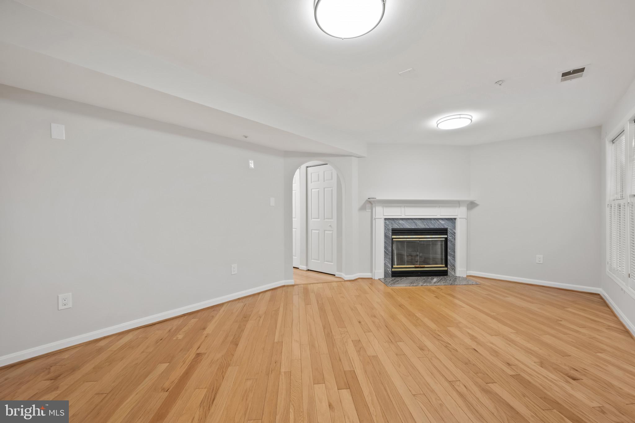 JAMES CREEK - Residential