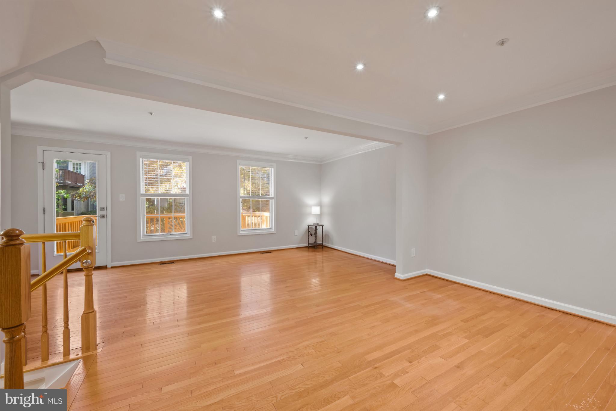 JAMES CREEK - Residential